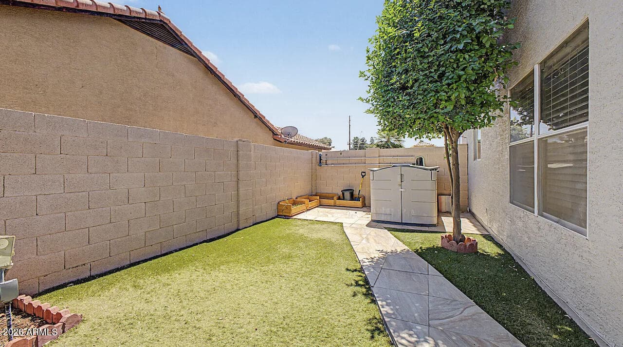 524 W NARANJA Avenue, Mesa, AZ 85210 — photo 23 of 28