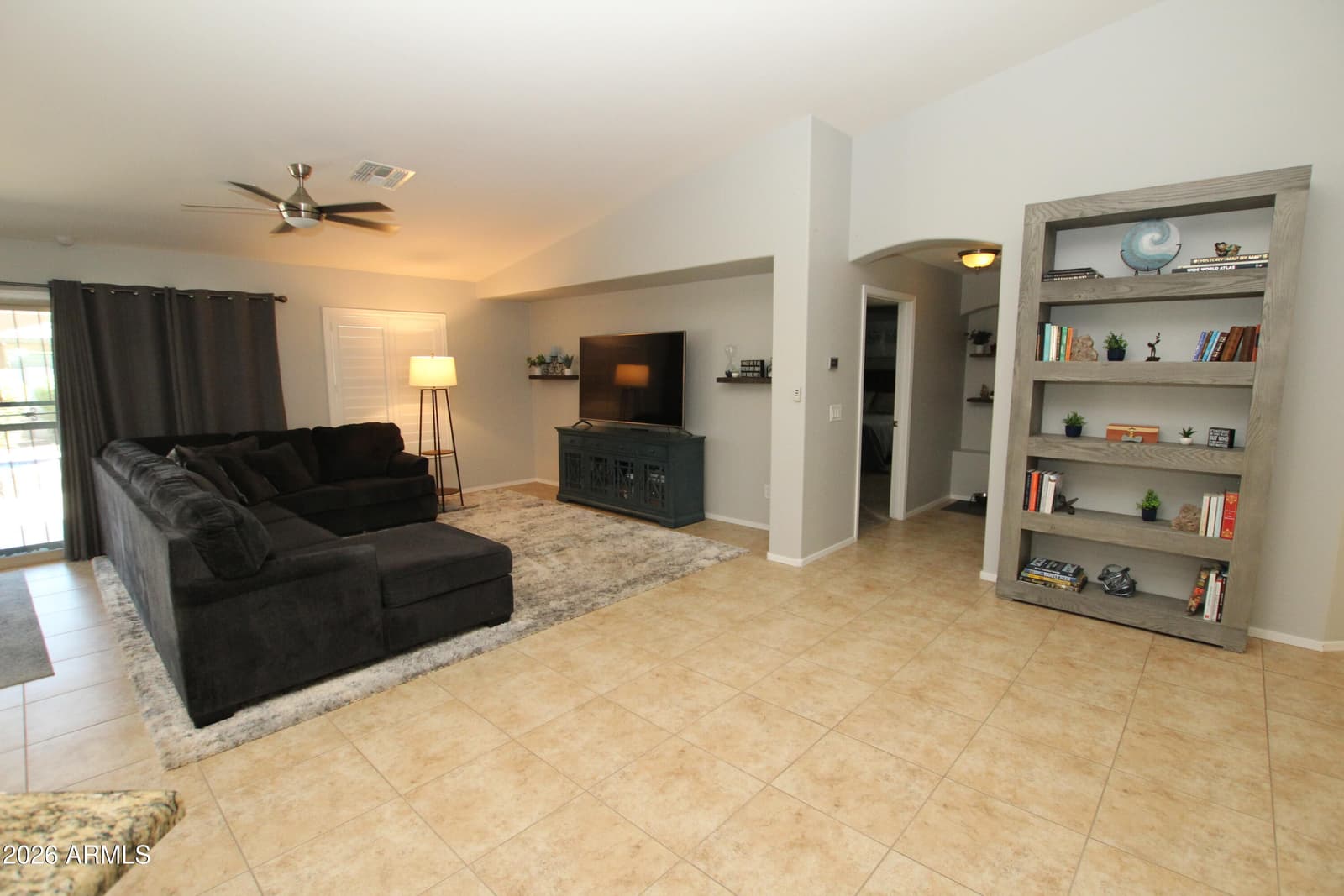 7621 W PECK Drive, Glendale, AZ 85303 — photo 23 of 52