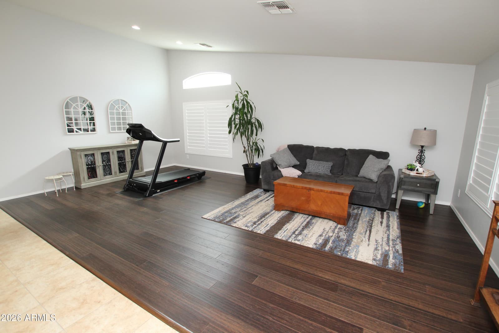 7621 W PECK Drive, Glendale, AZ 85303 — photo 8 of 52