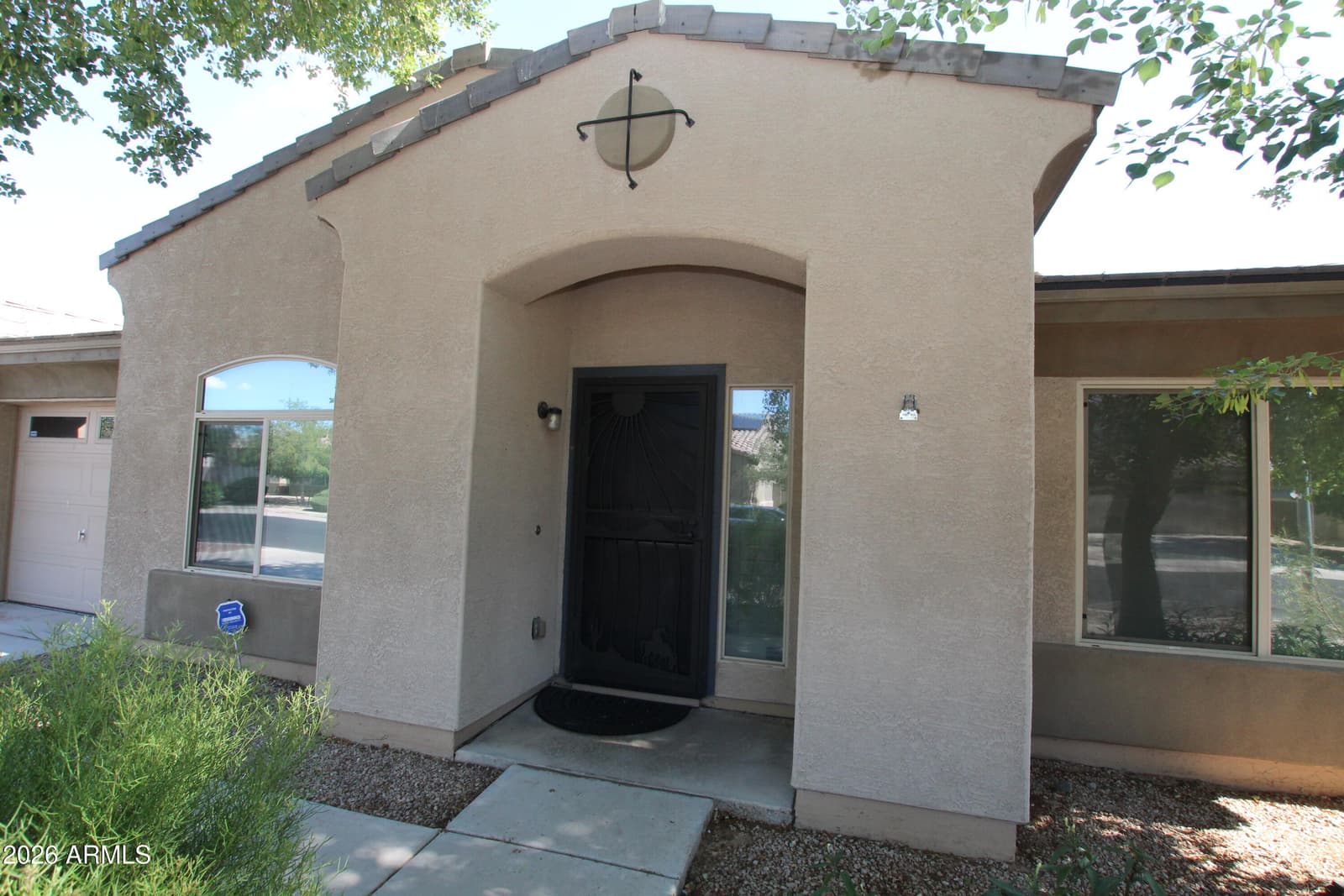 7621 W PECK Drive, Glendale, AZ 85303 — photo 2 of 52