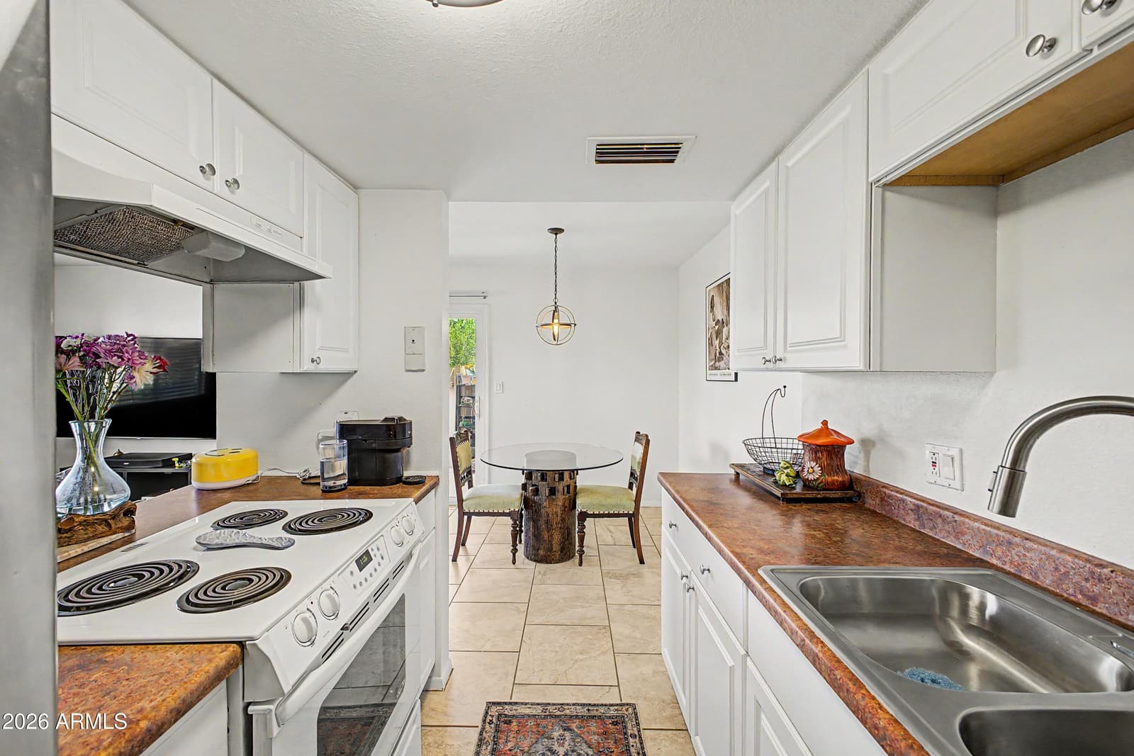 8857 N 12TH Place, Phoenix, AZ 85020 — photo 3 of 27