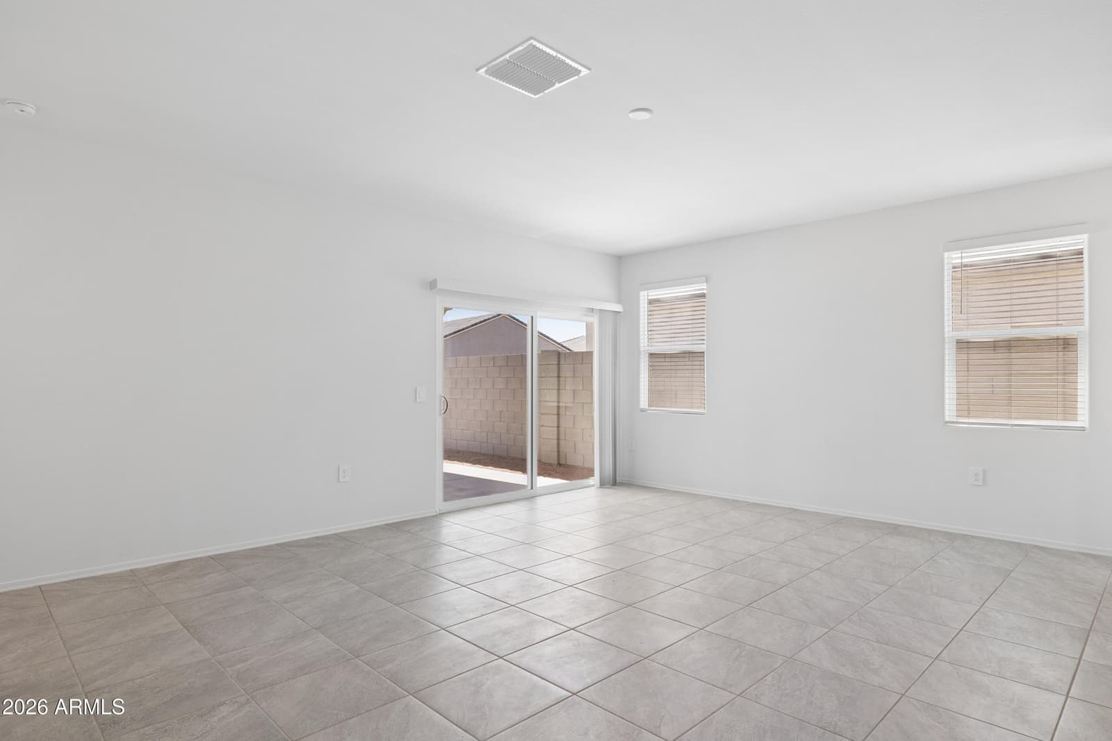 1579 W HESS Avenue, Coolidge, AZ 85128 — photo 13 of 29