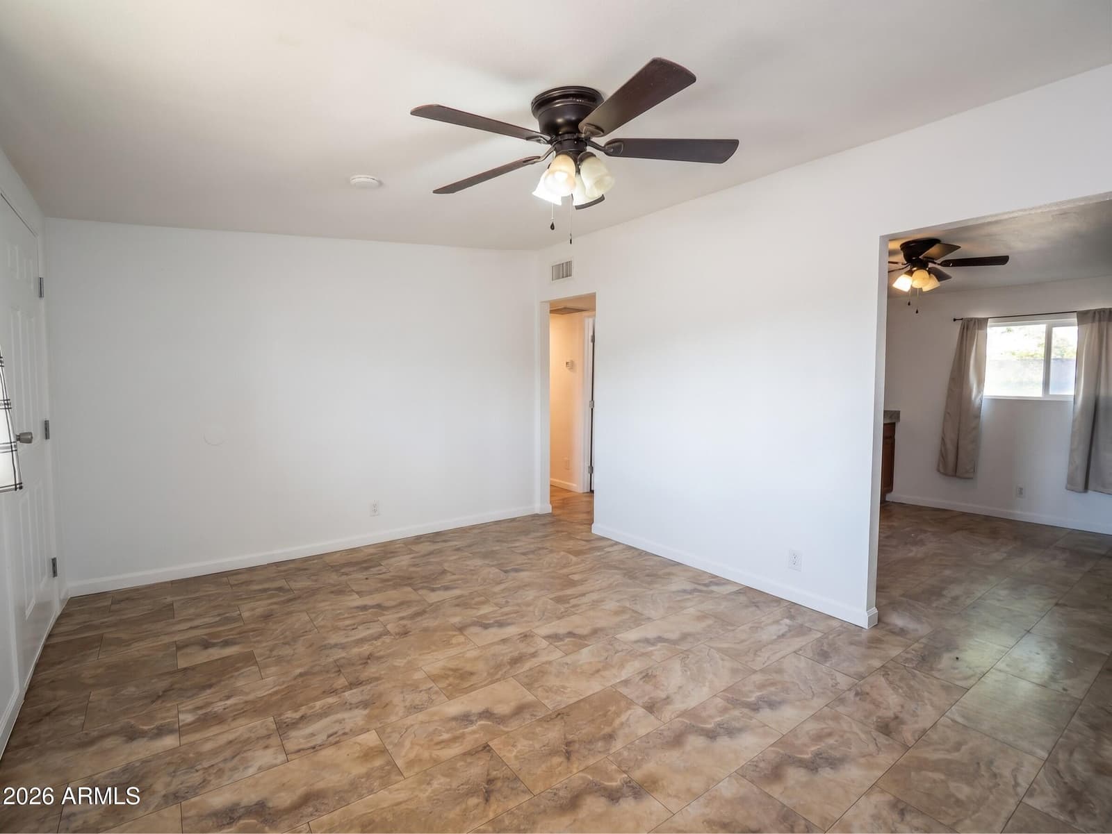 742 W BROADWAY Road, Phoenix, AZ 85041 — photo 5 of 19