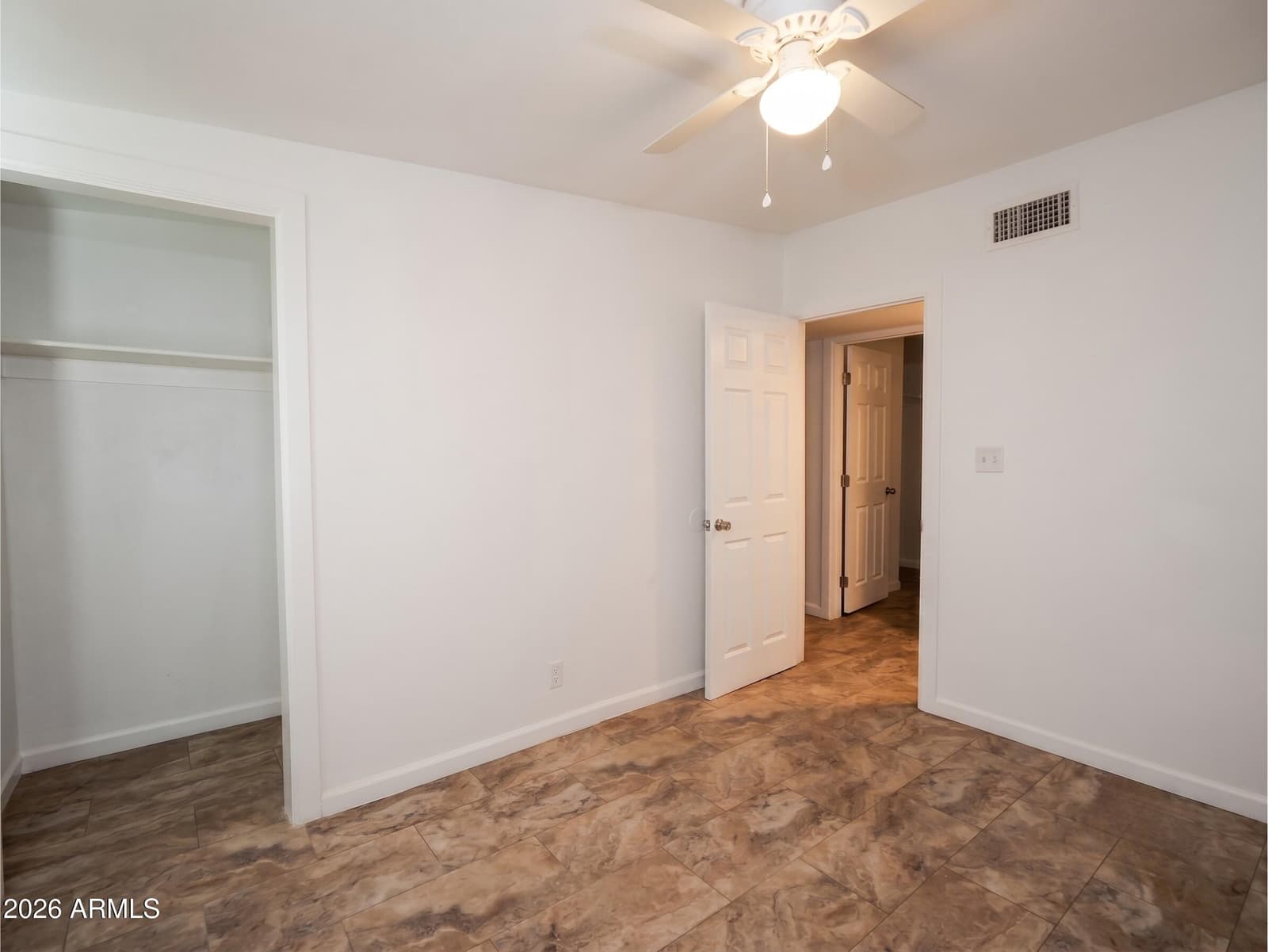742 W BROADWAY Road, Phoenix, AZ 85041 — photo 7 of 19