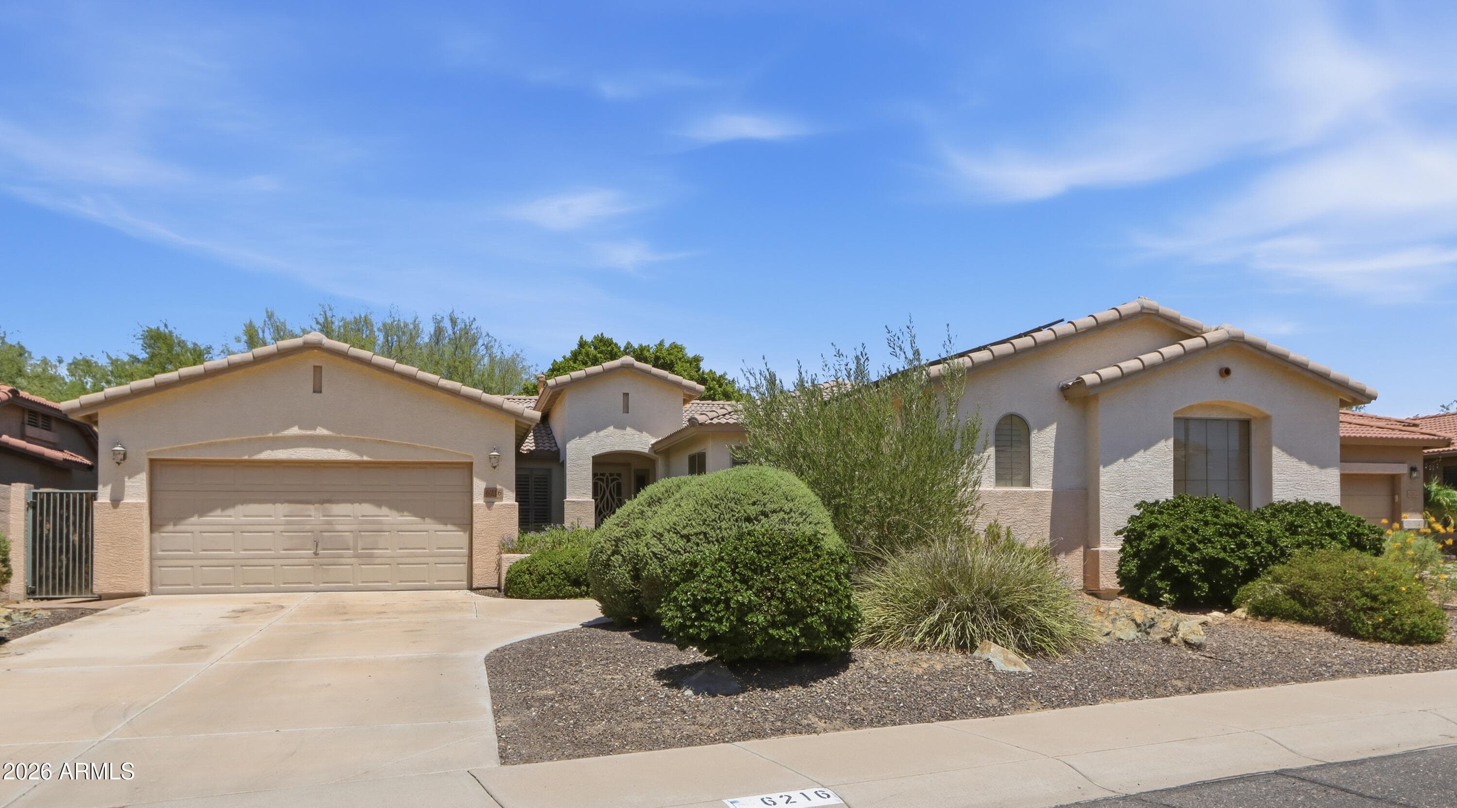6216 W HEDGEHOG Place, Phoenix, AZ 85083