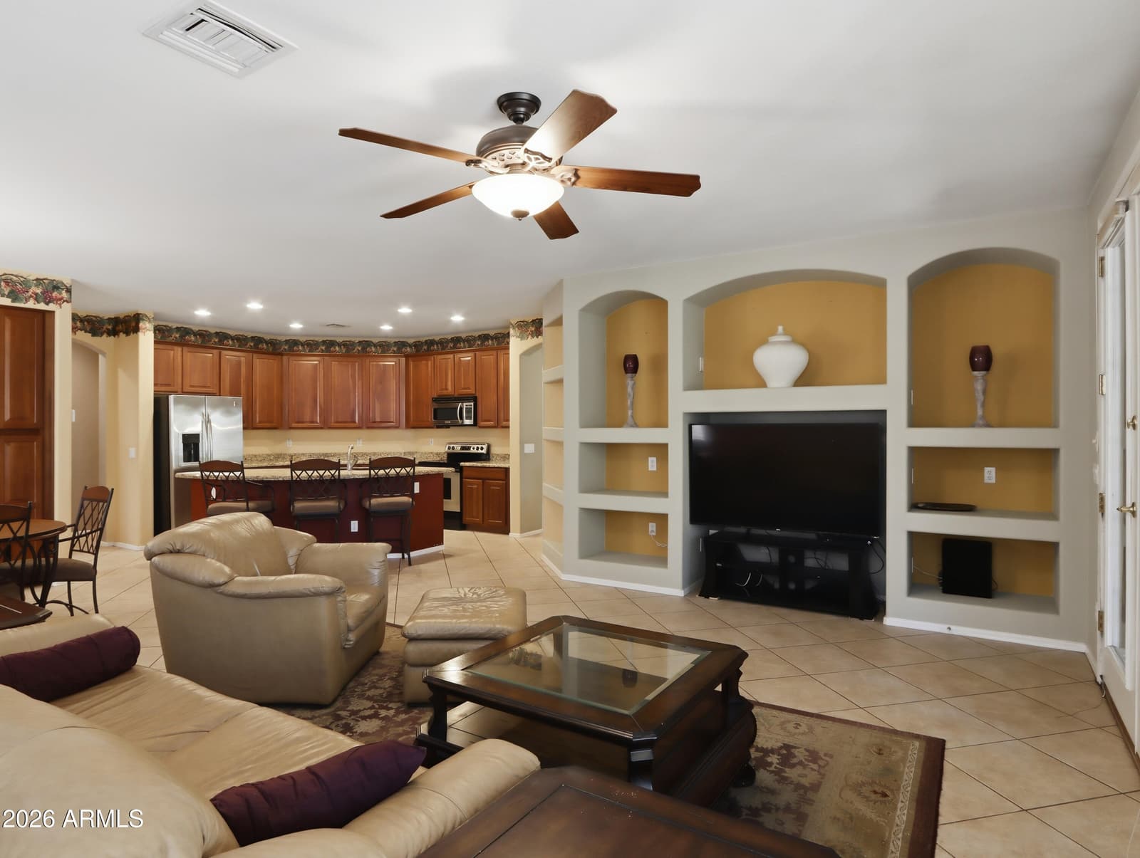 6216 W HEDGEHOG Place, Phoenix, AZ 85083 — photo 11 of 38