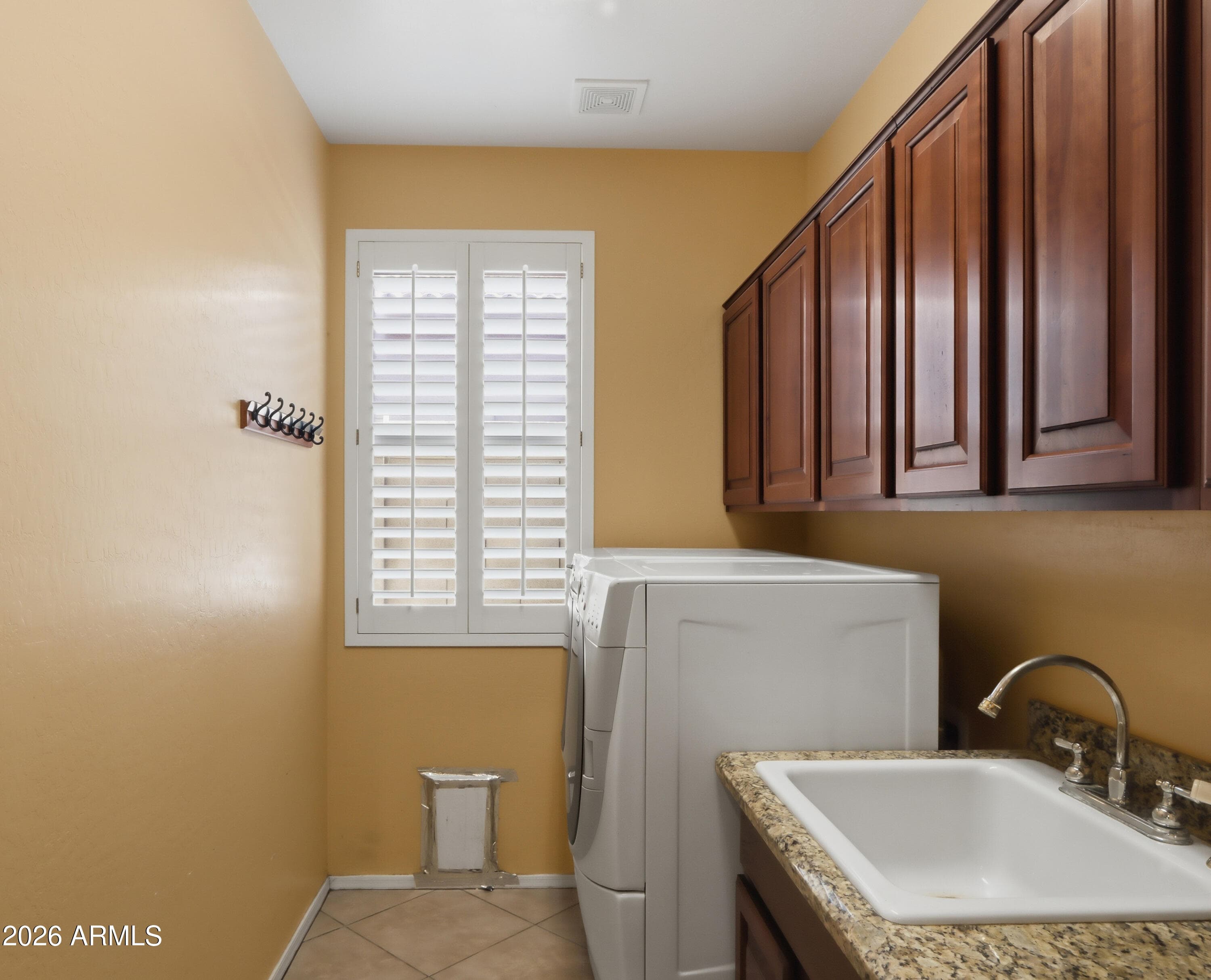 6216 W HEDGEHOG Place, Phoenix, AZ 85083 — photo 22 of 38