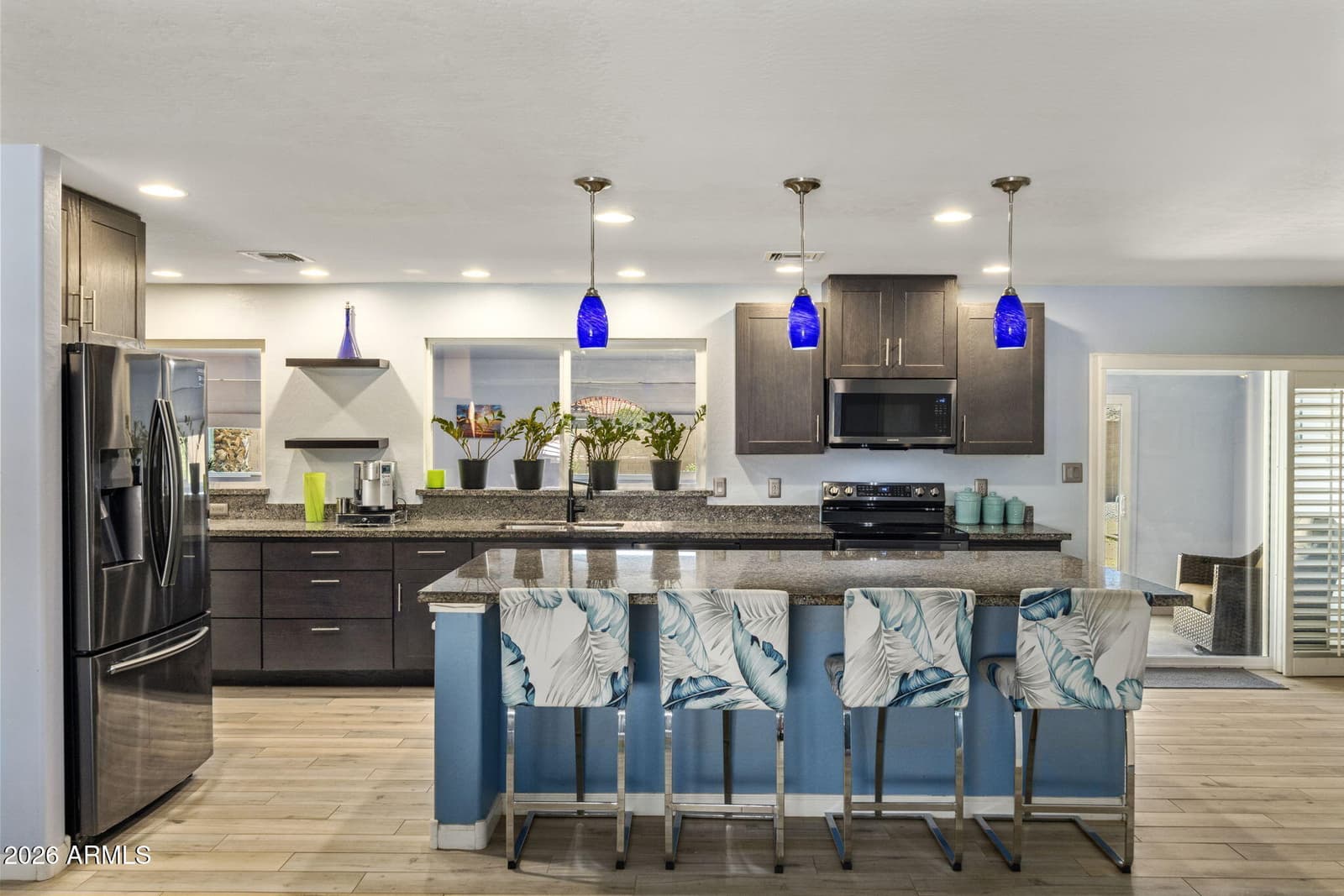 417 E BECK Lane, Phoenix, AZ 85022 — photo 9 of 30