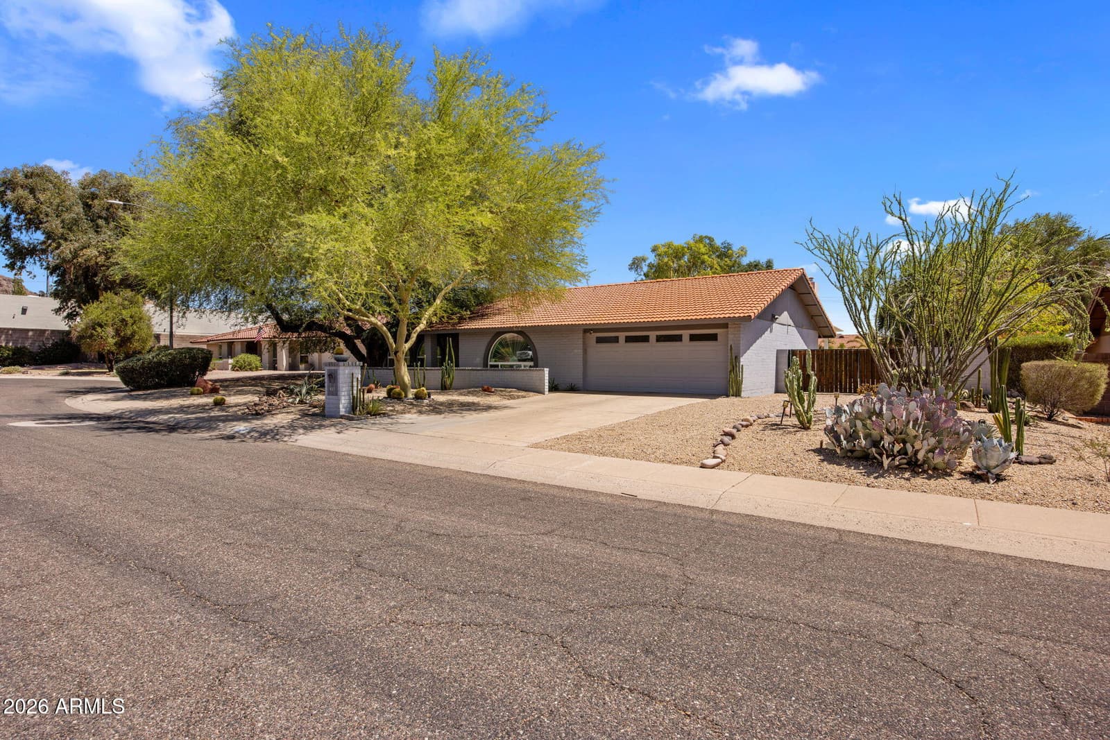 417 E BECK Lane, Phoenix, AZ 85022 — photo 29 of 30