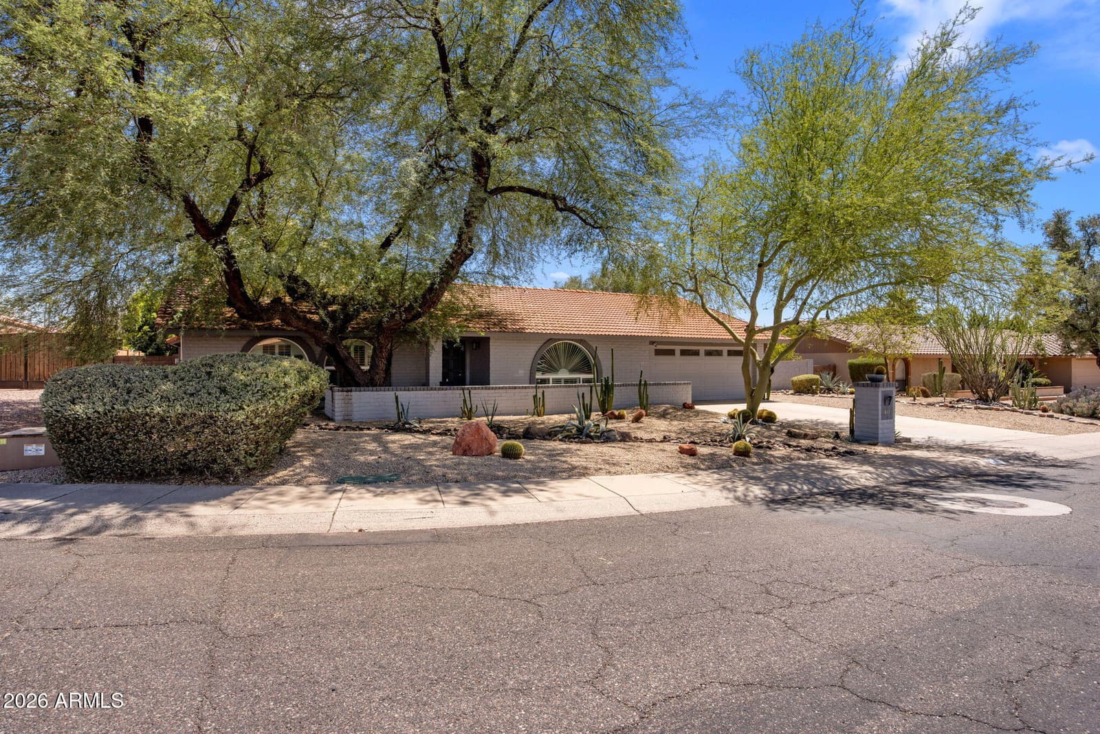 417 E BECK Lane, Phoenix, AZ 85022 — photo 30 of 30