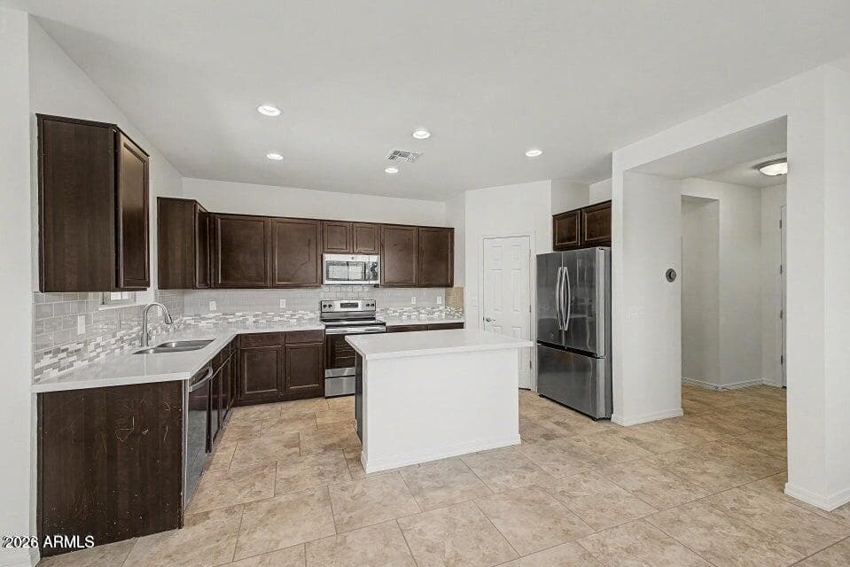 1587 W MARLIN Drive, Chandler, AZ 85286 — photo 7 of 36