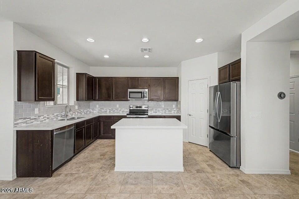 1587 W MARLIN Drive, Chandler, AZ 85286 — photo 8 of 36