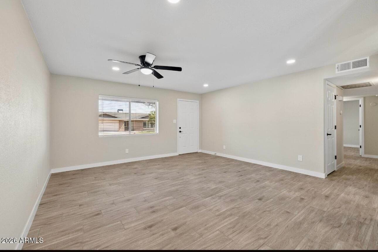 11810 S COCONINO Street, Phoenix, AZ 85044 — photo 8 of 32