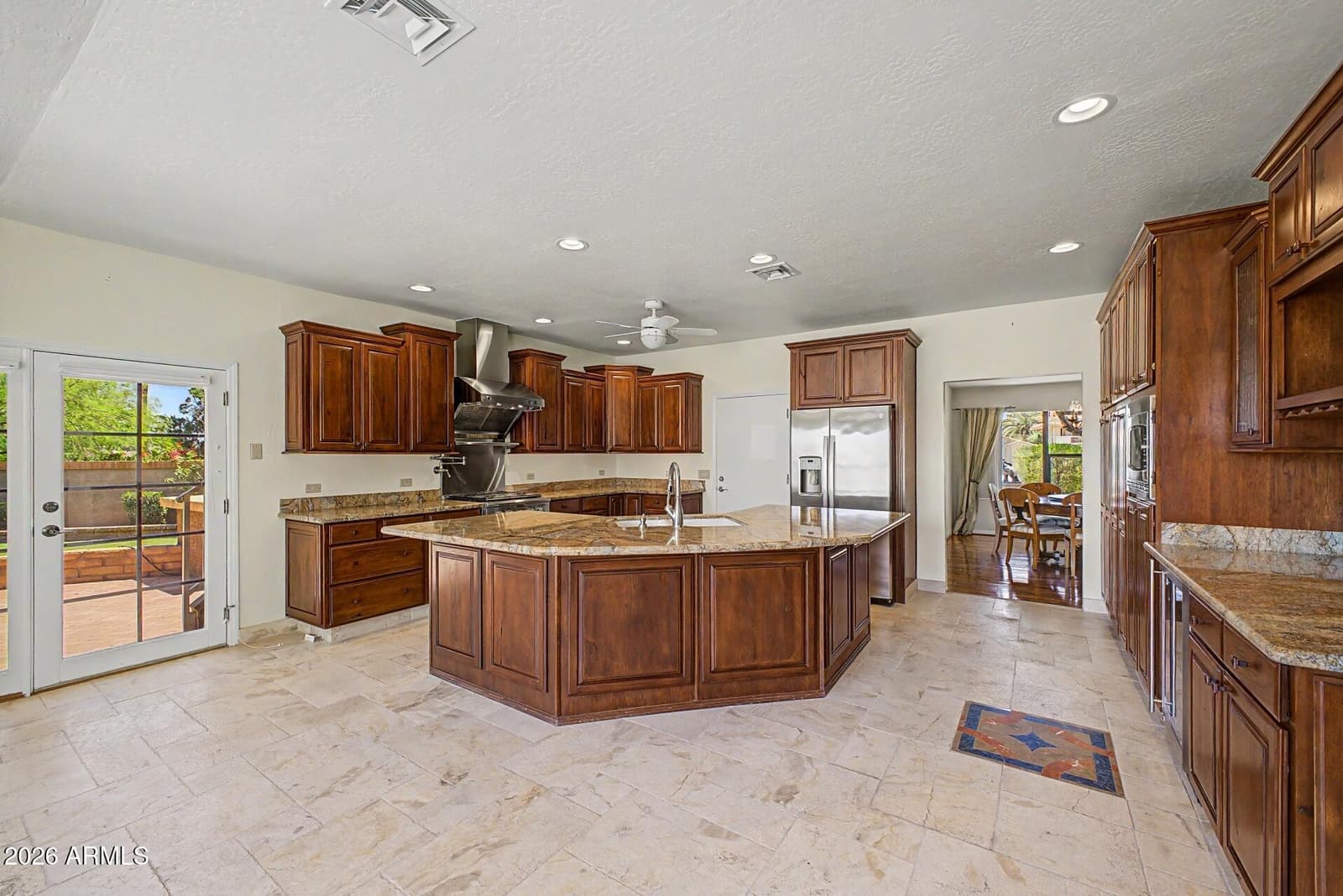 2356 E CHERYL Drive, Phoenix, AZ 85028 — photo 12 of 59
