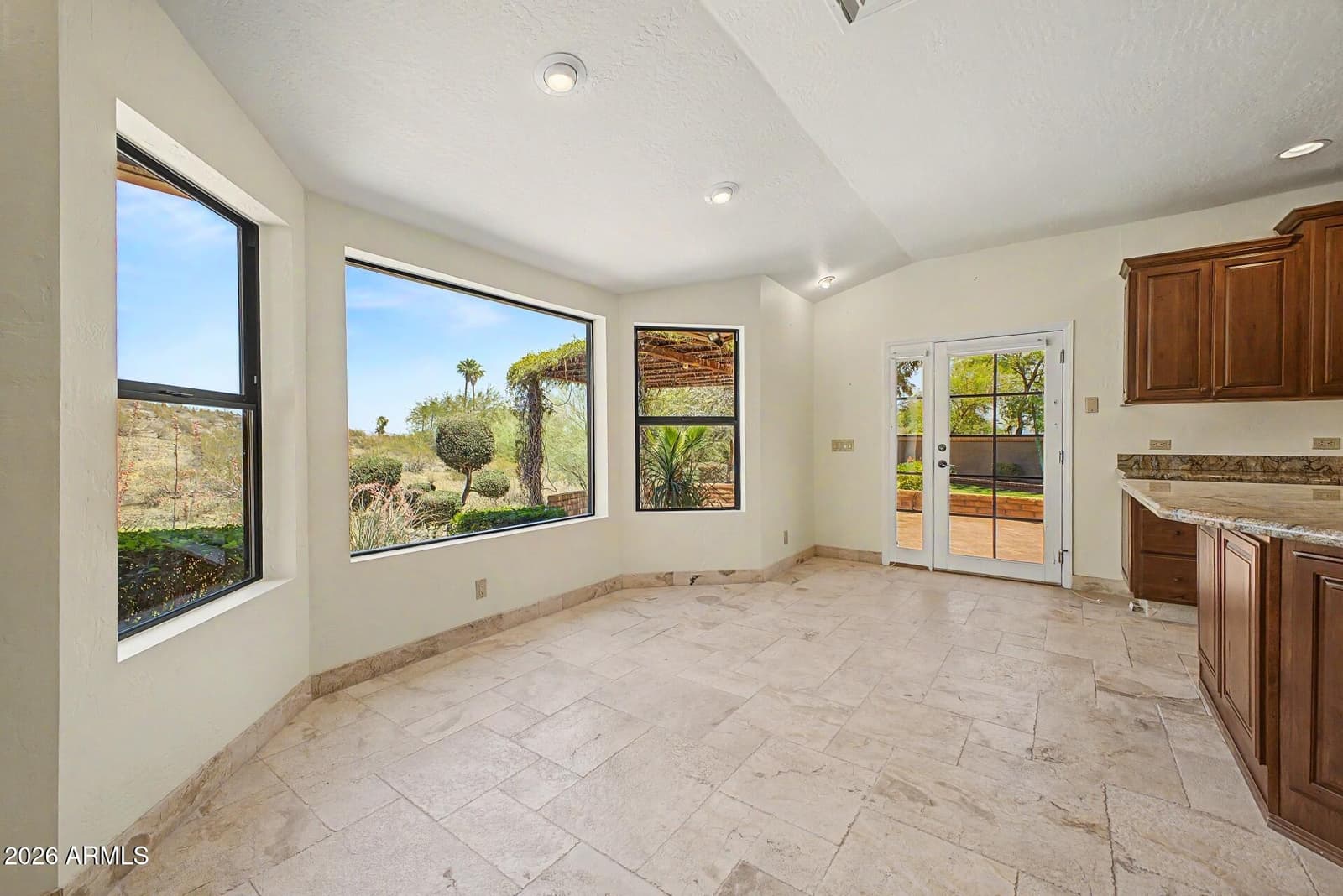 2356 E CHERYL Drive, Phoenix, AZ 85028 — photo 13 of 59