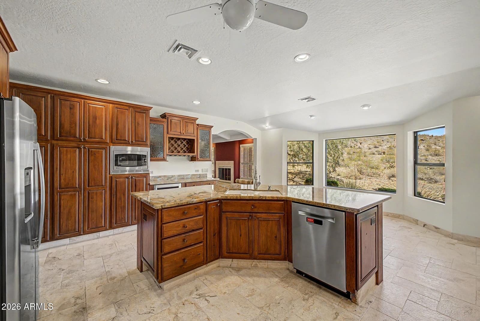 2356 E CHERYL Drive, Phoenix, AZ 85028 — photo 16 of 59