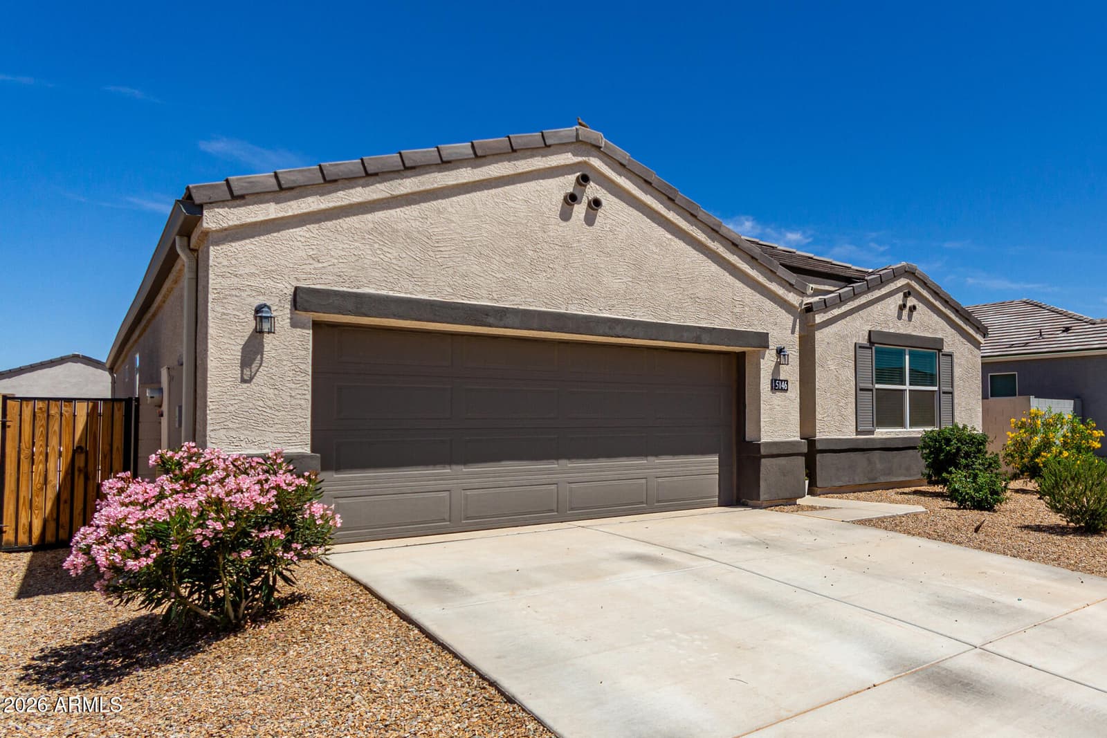 5146 E DIATOMITE Drive, San Tan Valley, AZ 85143 — photo 3 of 34