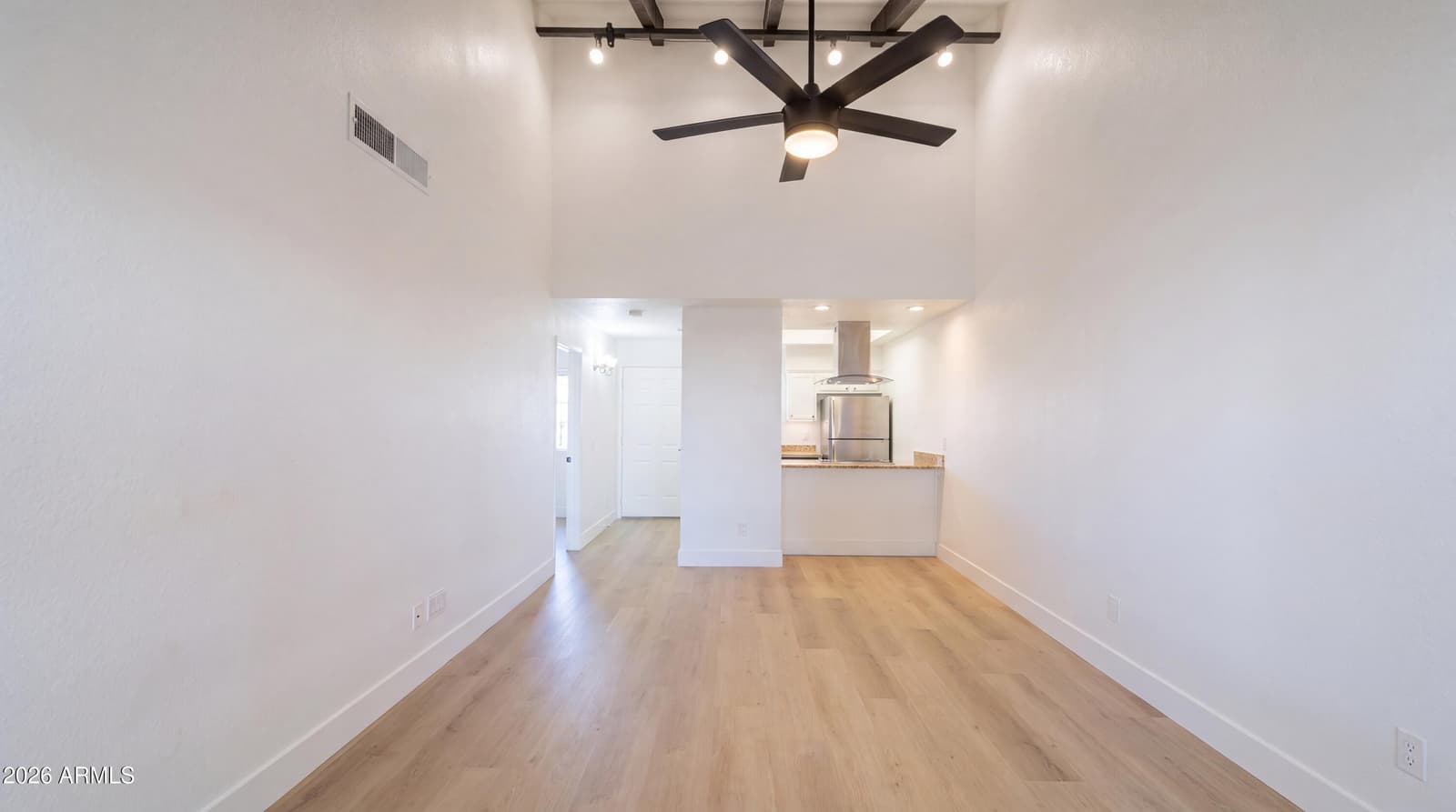 11666 N 28TH Drive 215, Phoenix, AZ 85029 — photo 6 of 14