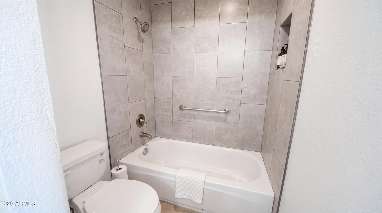 11666 N 28TH Drive 215, Phoenix, AZ 85029 — photo 8 of 14