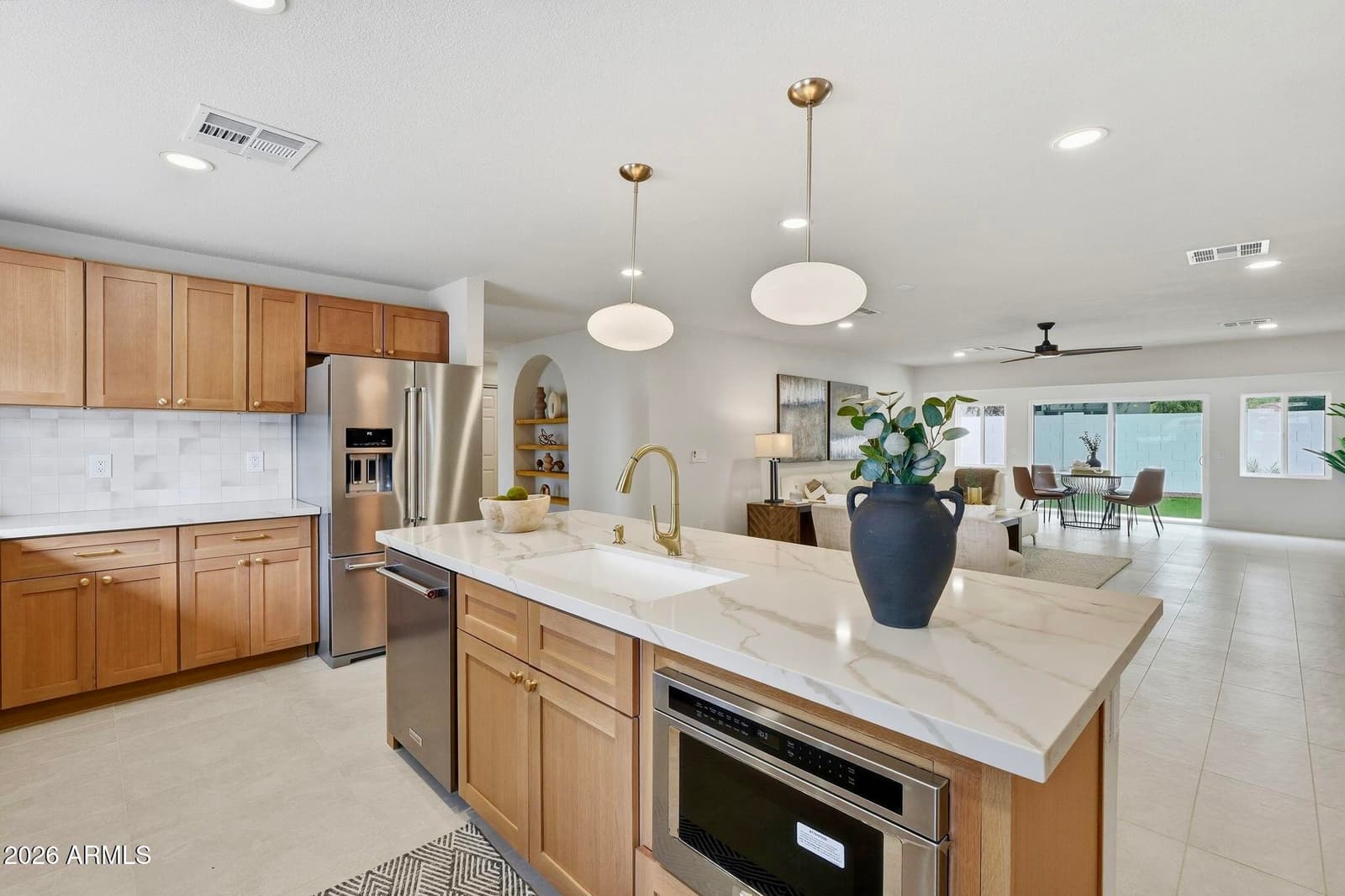 524 W HARMONT Drive, Phoenix, AZ 85021 — photo 16 of 46