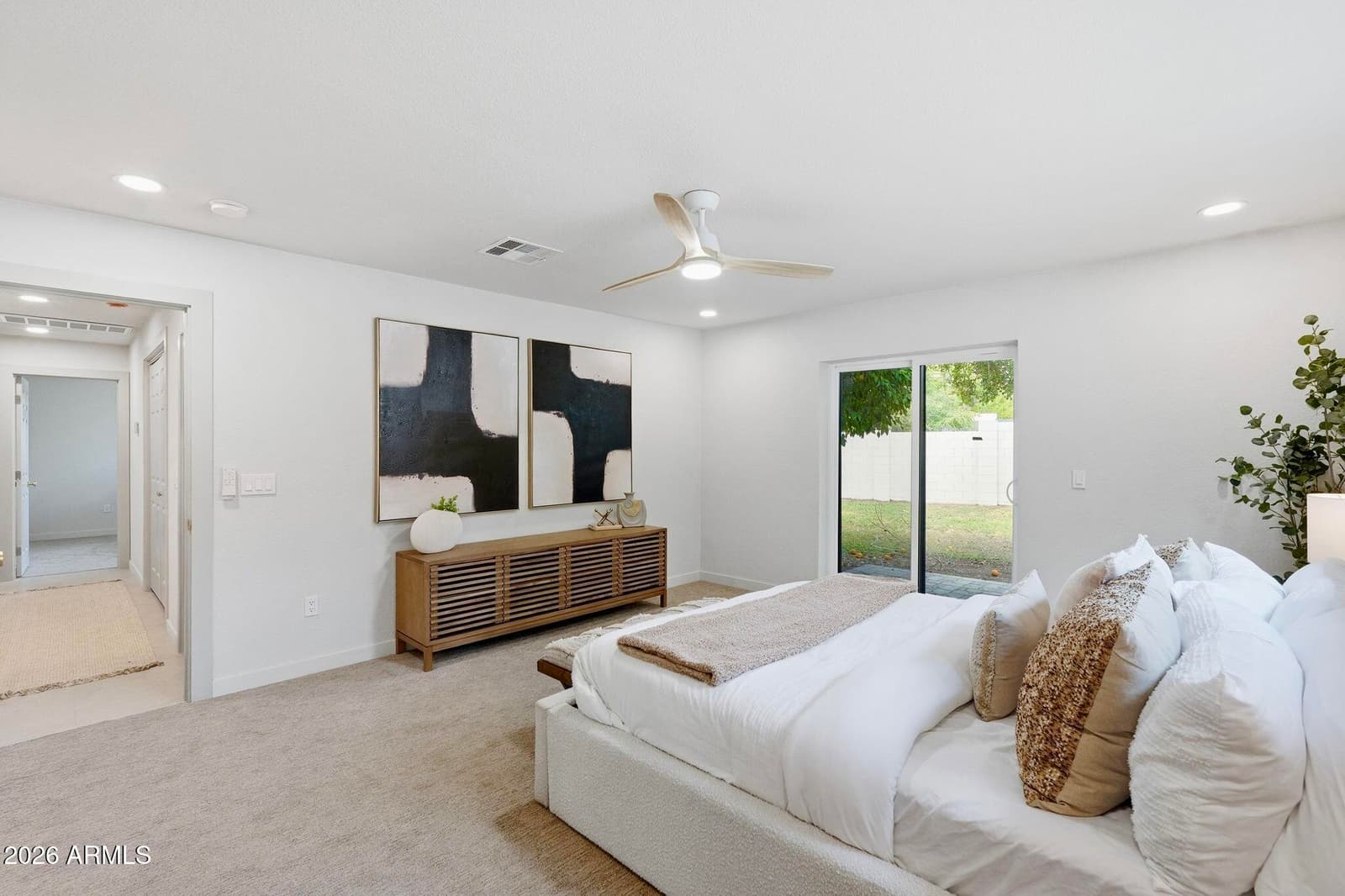 524 W HARMONT Drive, Phoenix, AZ 85021 — photo 22 of 46