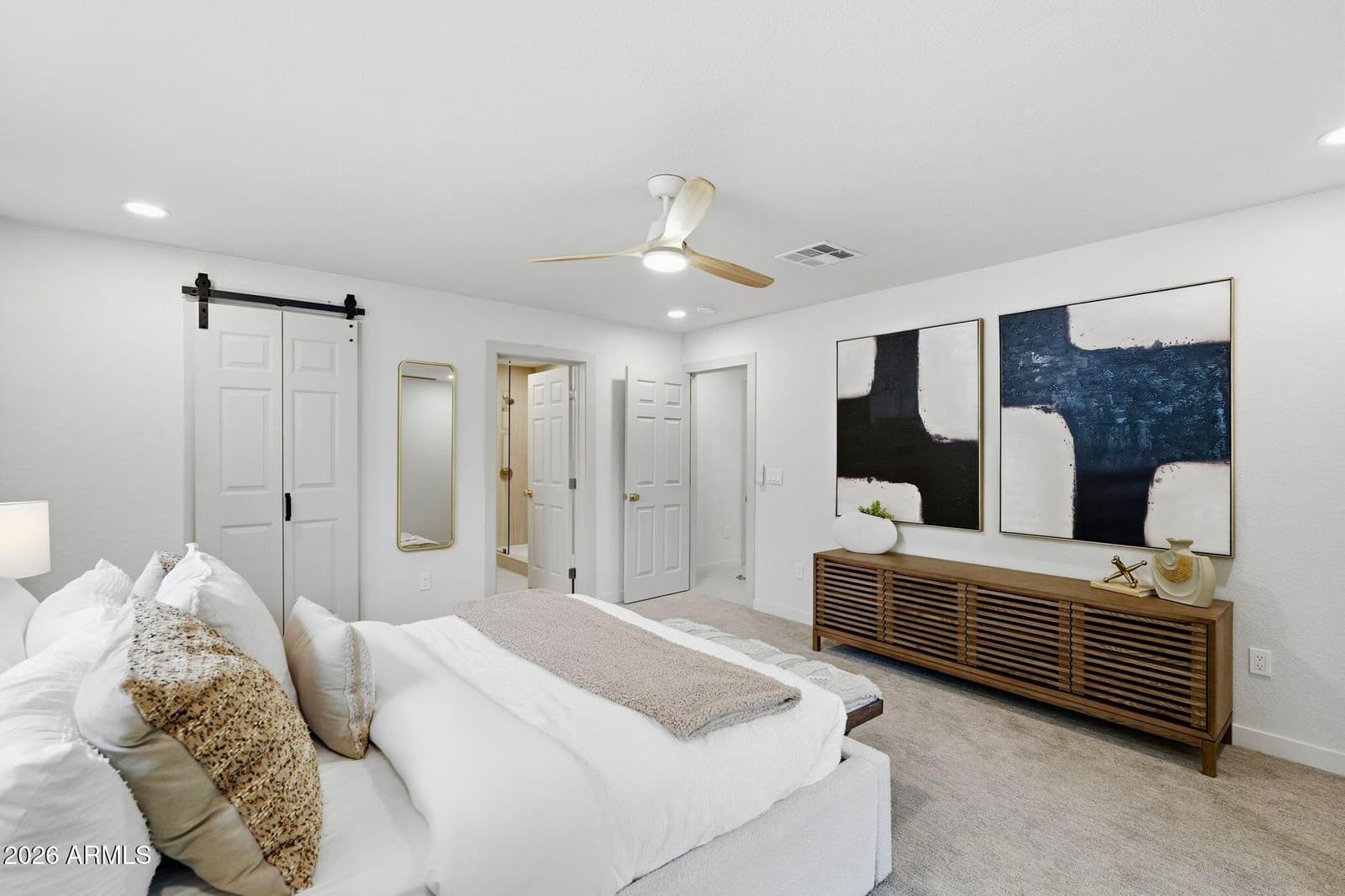 524 W HARMONT Drive, Phoenix, AZ 85021 — photo 23 of 46