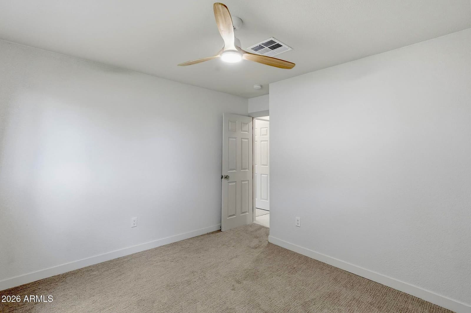 524 W HARMONT Drive, Phoenix, AZ 85021 — photo 37 of 46