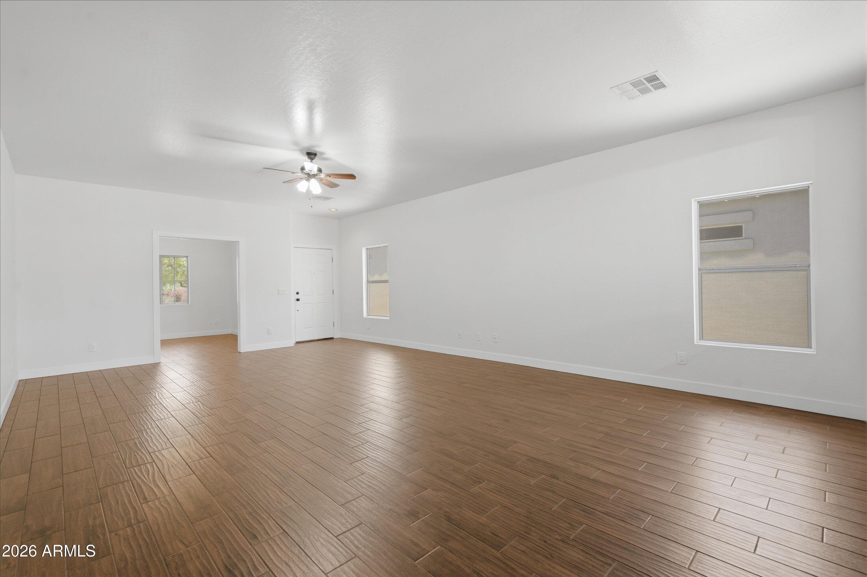 15250 W SHAW BUTTE Drive, Surprise, AZ 85379 — photo 4 of 32