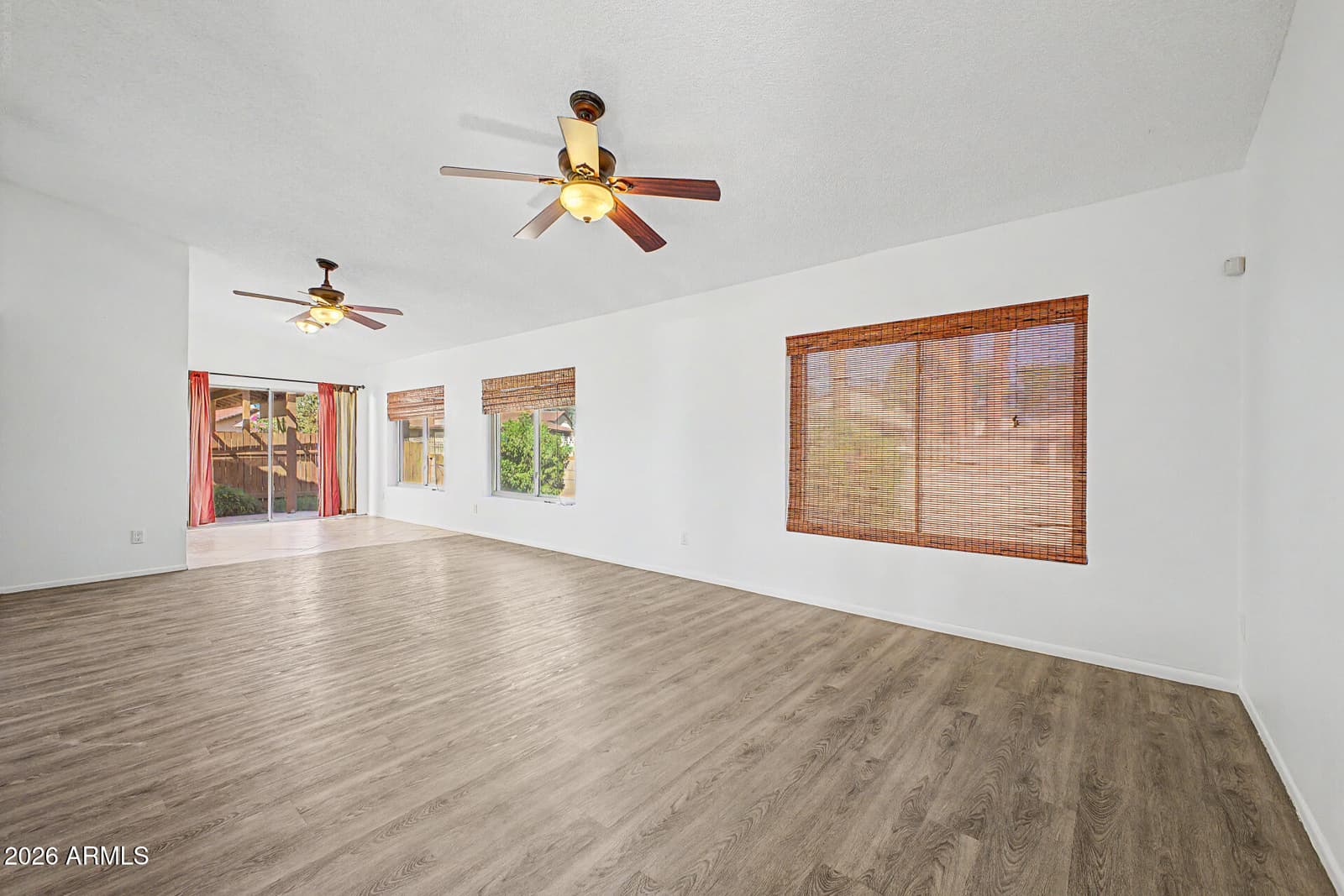 14815 N 25TH Drive 5, Phoenix, AZ 85023 — photo 3 of 29