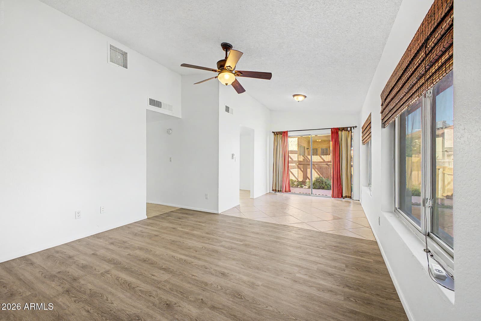 14815 N 25TH Drive 5, Phoenix, AZ 85023 — photo 6 of 29