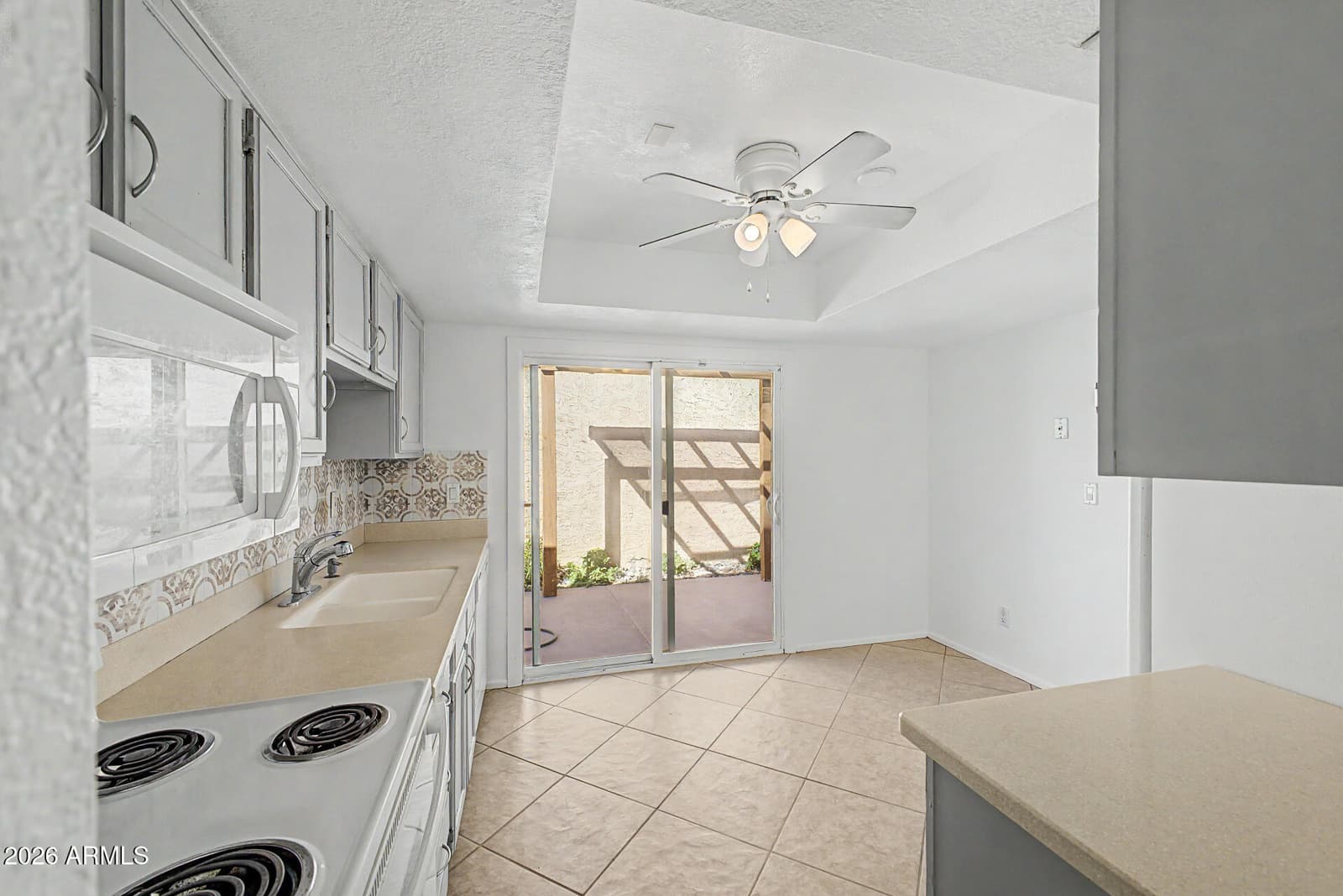 14815 N 25TH Drive 5, Phoenix, AZ 85023 — photo 10 of 29