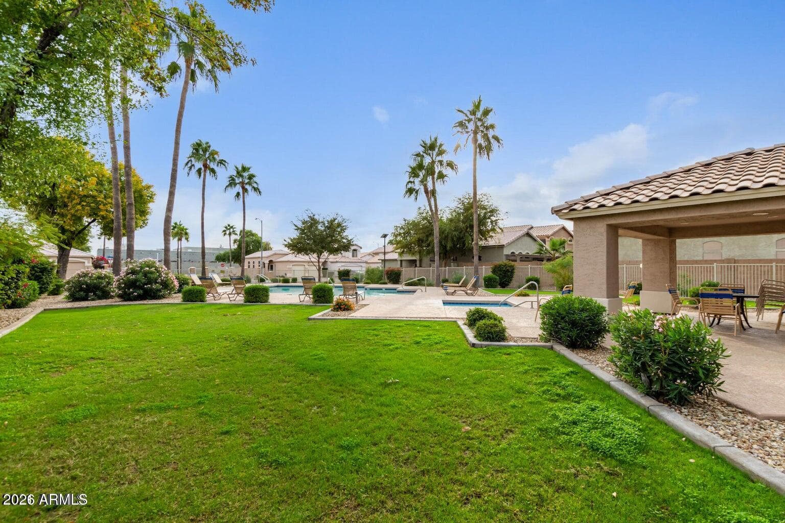 8361 W SALTER Drive, Peoria, AZ 85382 — photo 9 of 36