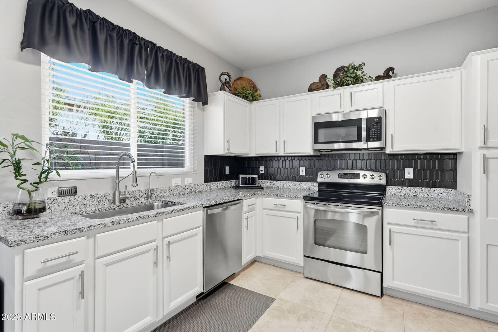 9506 E KILAREA Avenue, Mesa, AZ 85209 — photo 17 of 69