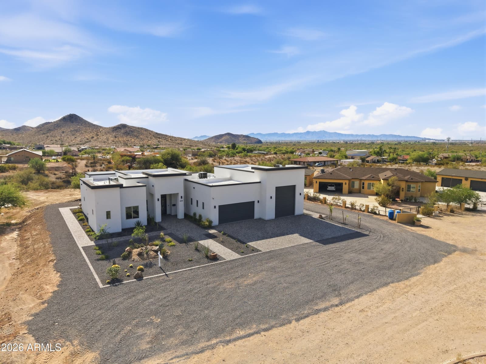 8296 S 132ND Avenue, Goodyear, AZ 85338 — photo 3 of 57
