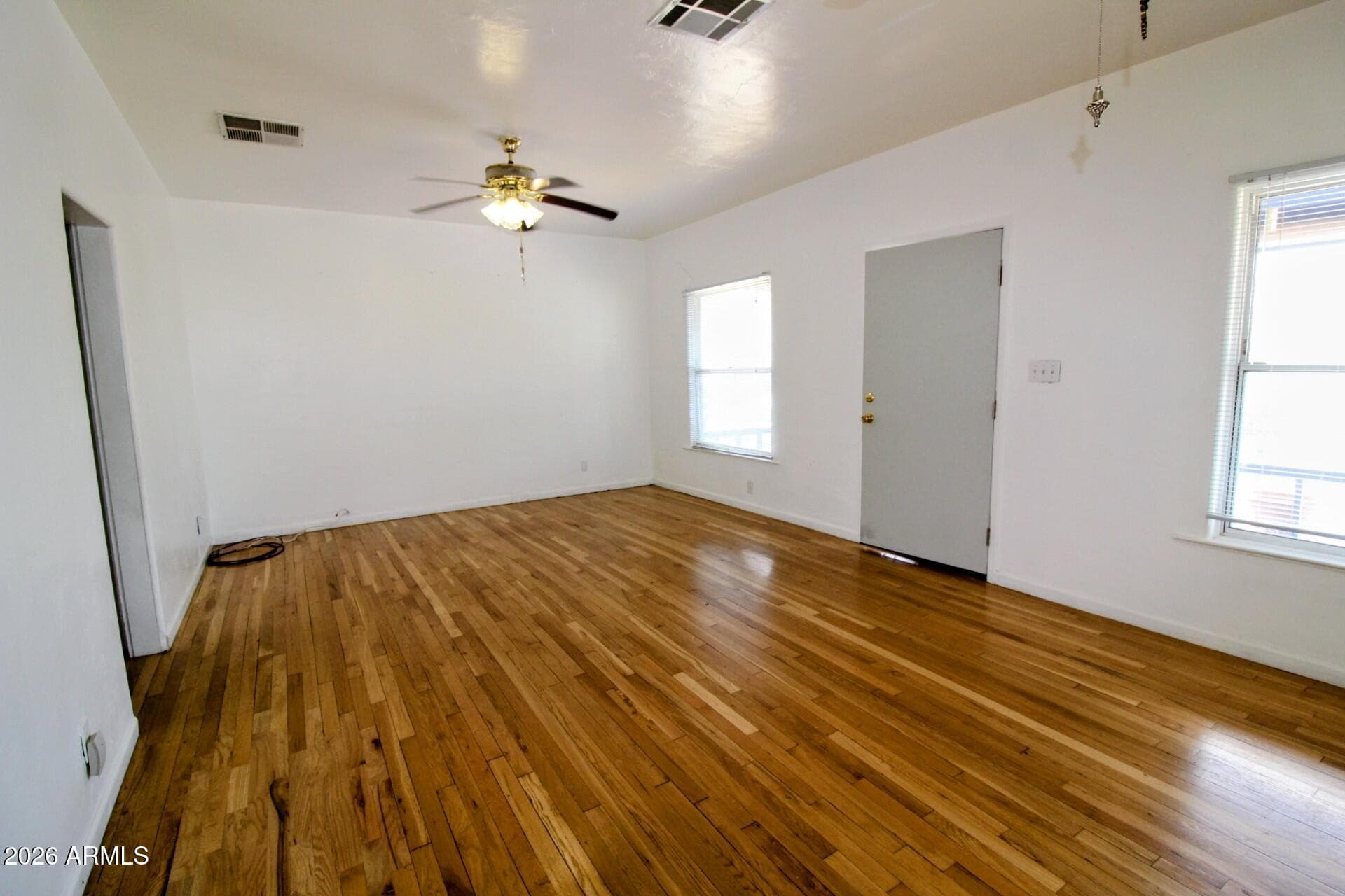 329 S THIRD Street, Globe, AZ 85501 — photo 9 of 32