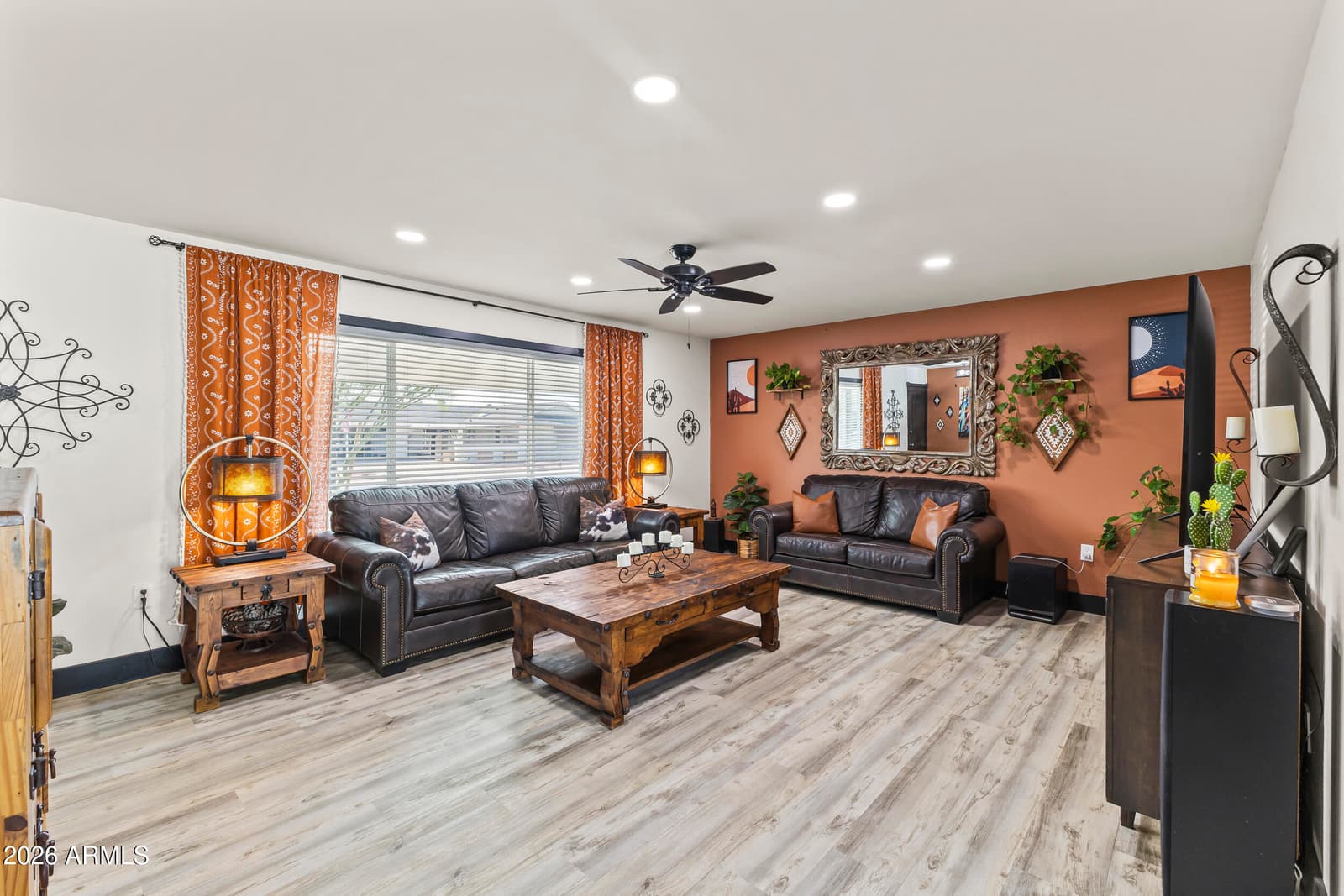 10132 W OAK RIDGE Drive, Sun City, AZ 85351 — photo 9 of 40