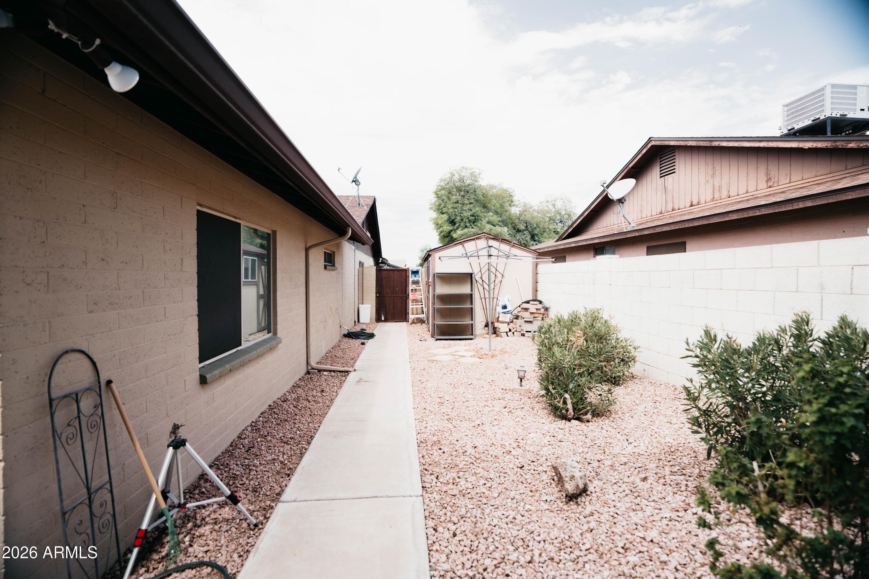 9801 N 49TH Lane, Glendale, AZ 85302 — photo 39 of 40