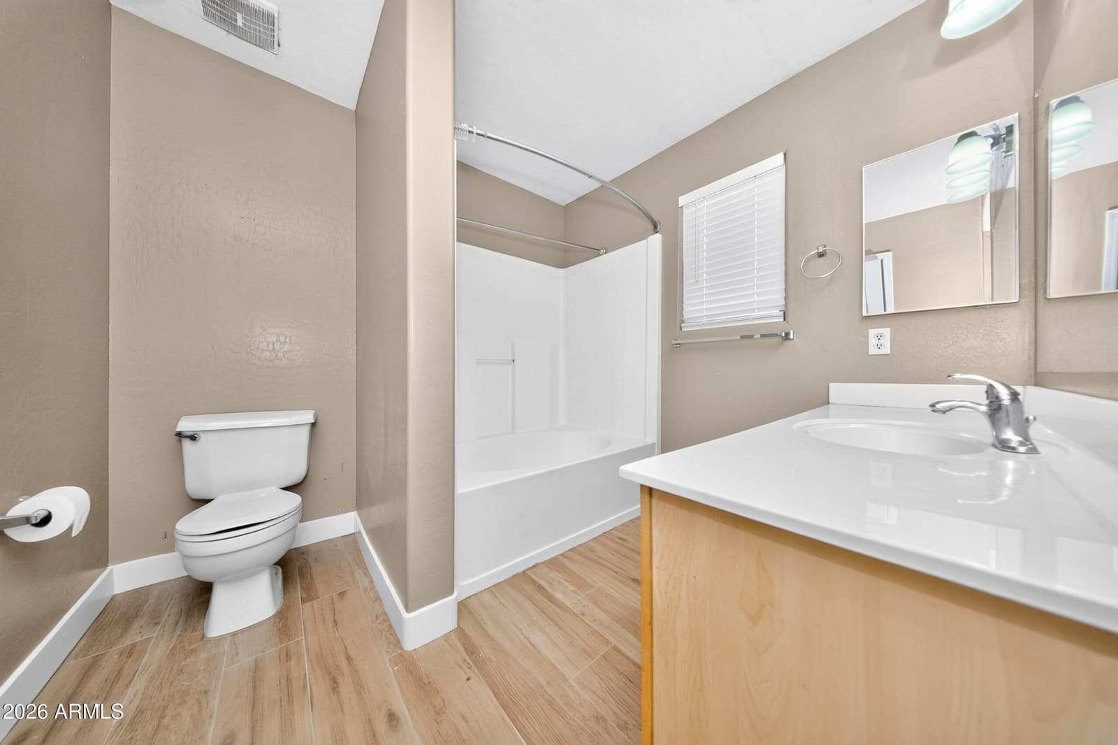 6632 S 18TH Drive, Phoenix, AZ 85041 — photo 19 of 34