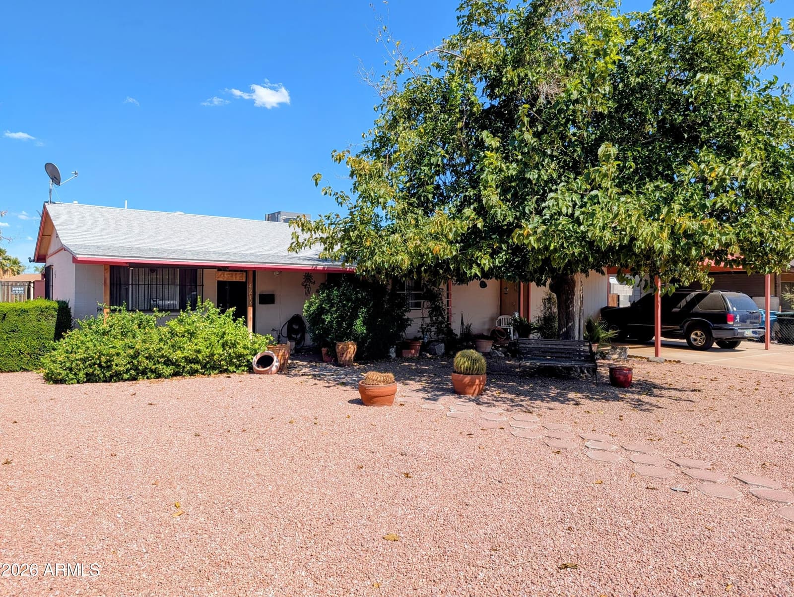 4213 N 73RD Lane, Phoenix, AZ 85033 — photo 3 of 26