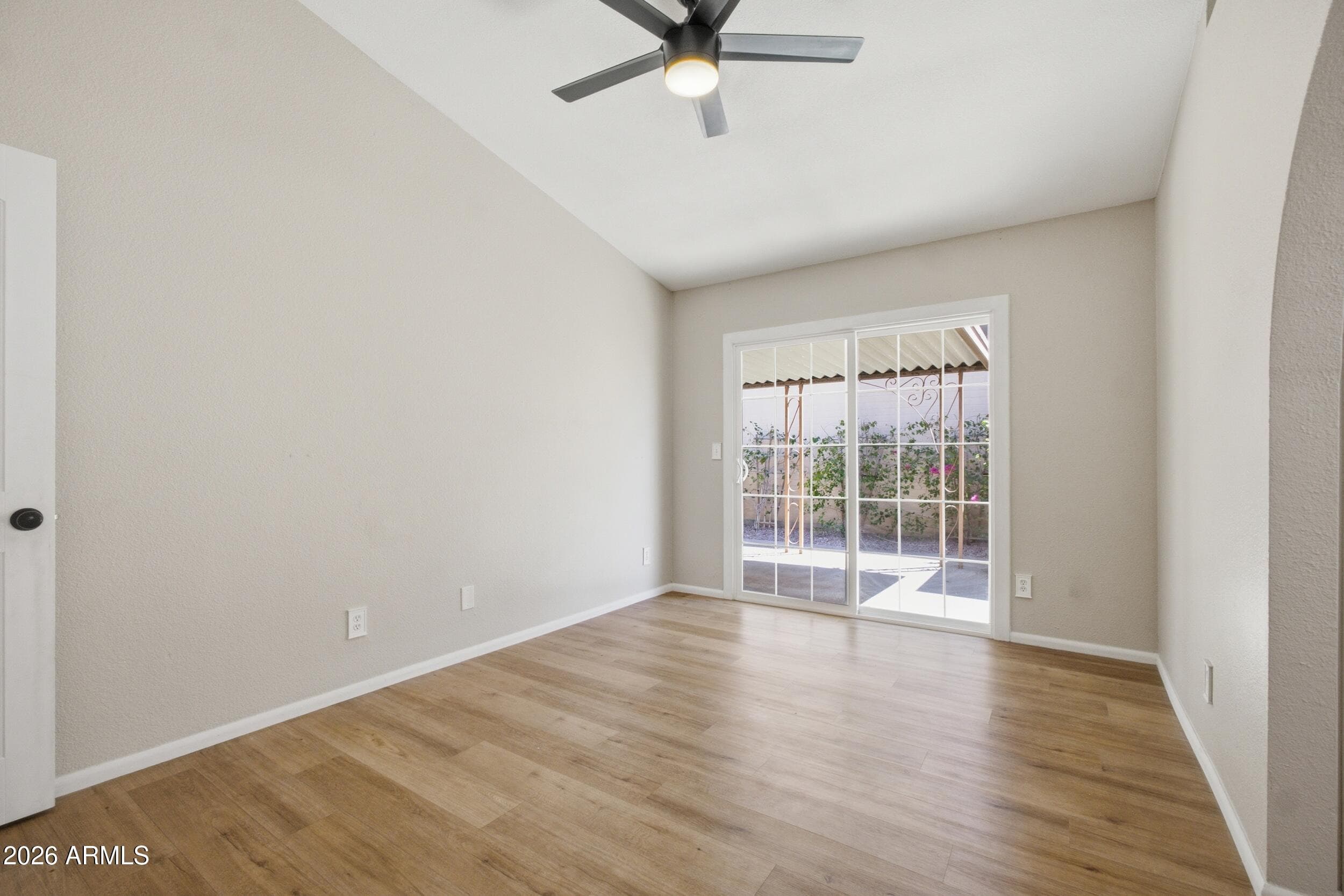 8520 W PALM Lane 1130, Phoenix, AZ 85037 — photo 13 of 37