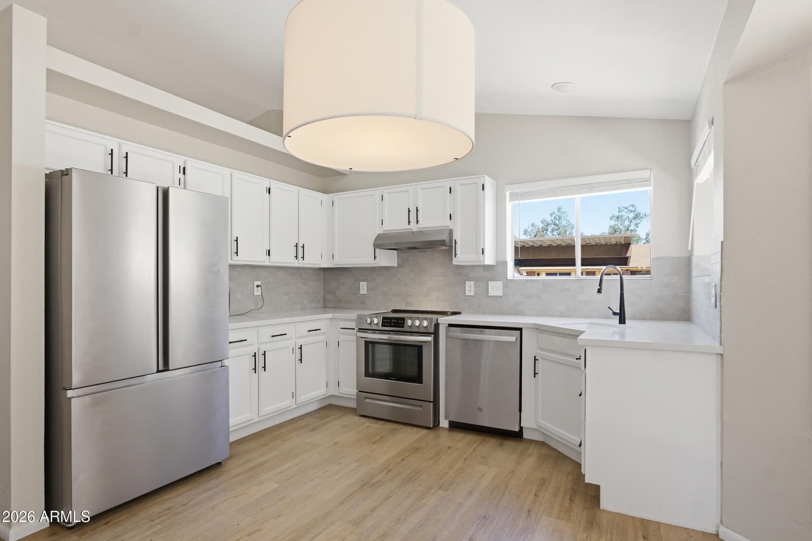 8520 W PALM Lane 1130, Phoenix, AZ 85037 — photo 8 of 37