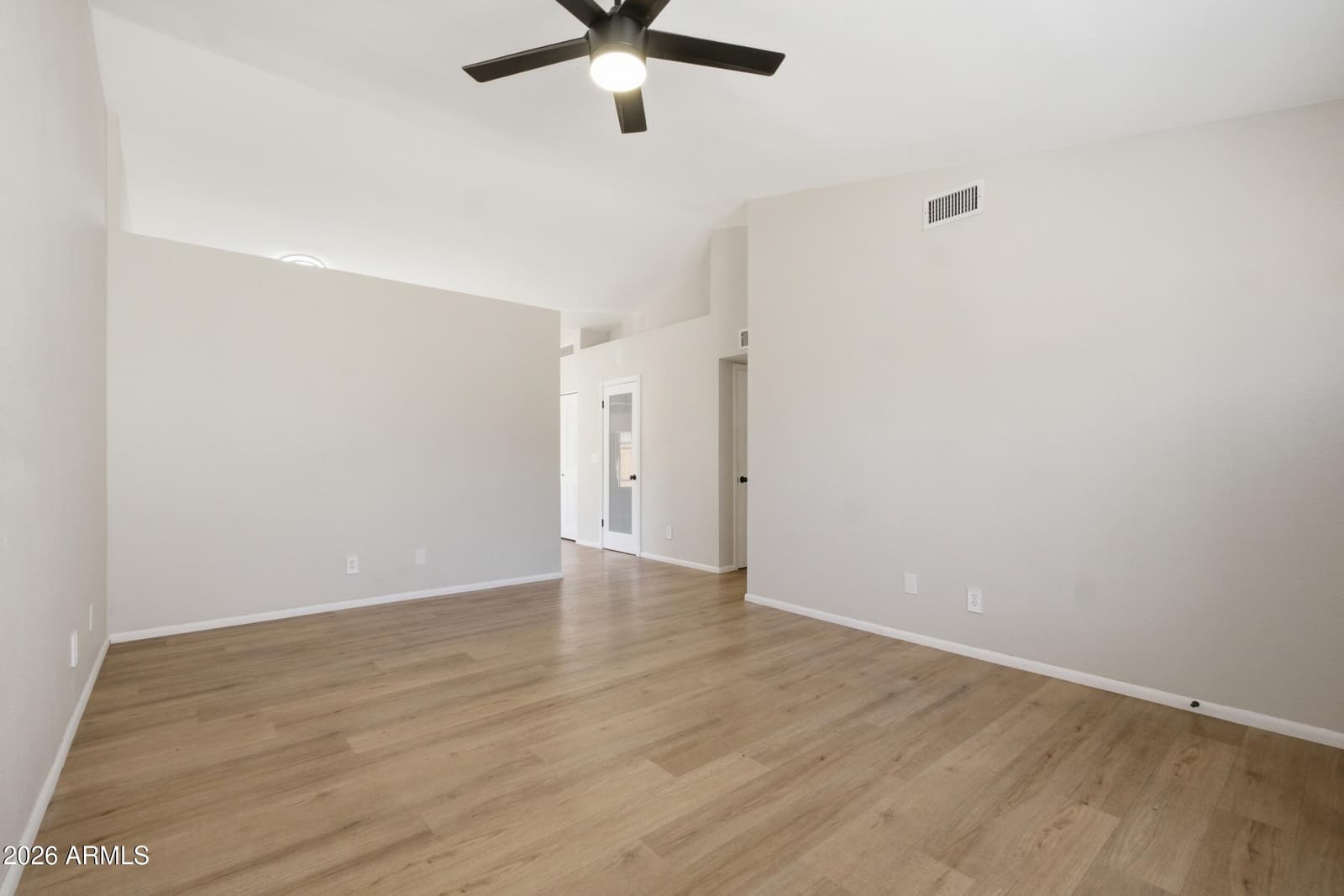 8520 W PALM Lane 1130, Phoenix, AZ 85037 — photo 6 of 37