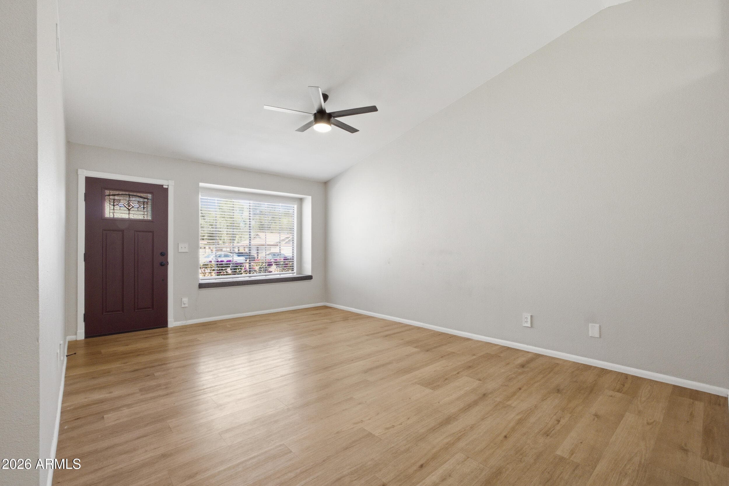 8520 W PALM Lane 1130, Phoenix, AZ 85037 — photo 5 of 37