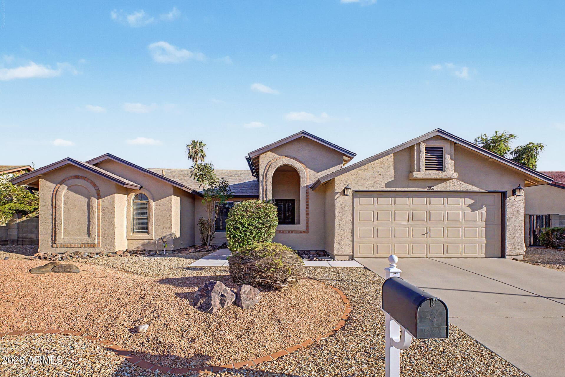 807 E AIRE LIBRE Avenue, Phoenix, AZ 85022 — photo 1 of 41