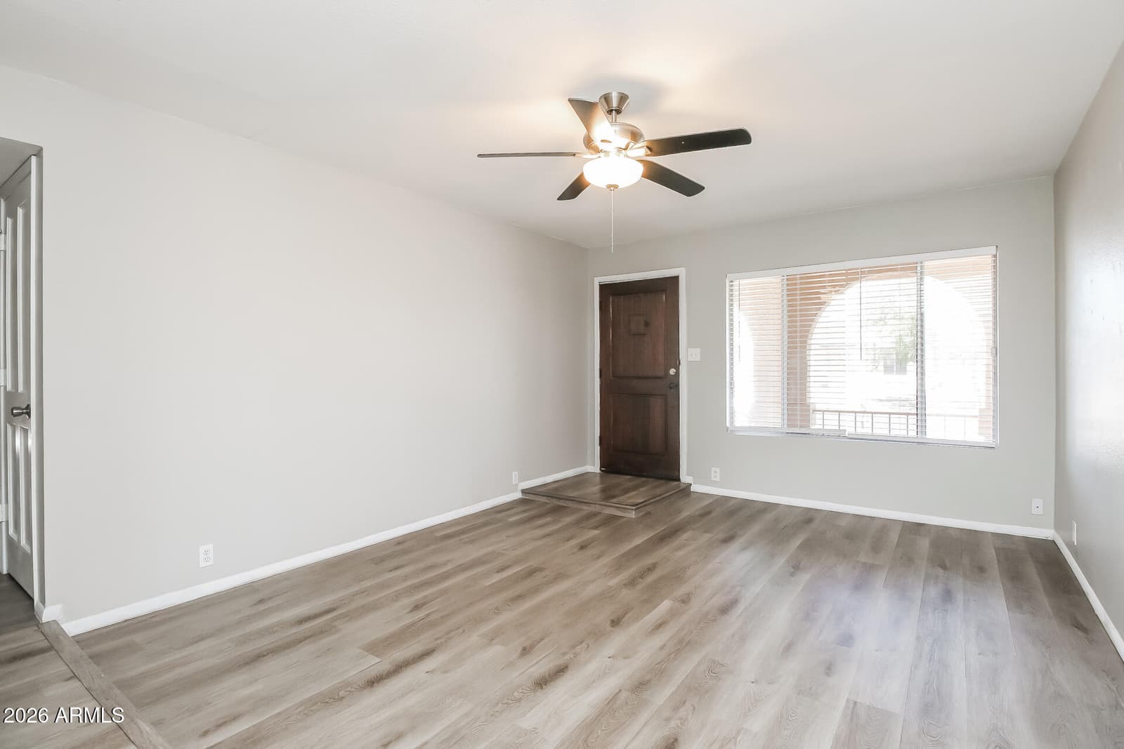 1121 W LAGUNA AZUL Avenue, Mesa, AZ 85210 — photo 3 of 21