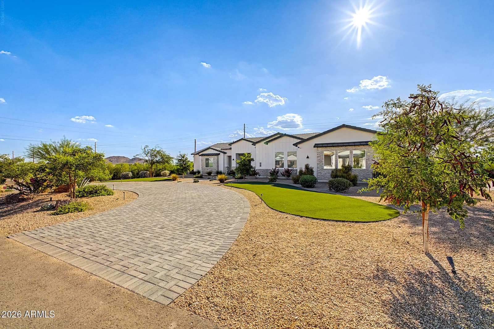 39012 N 6TH Drive, Phoenix, AZ 85086 — photo 5 of 52