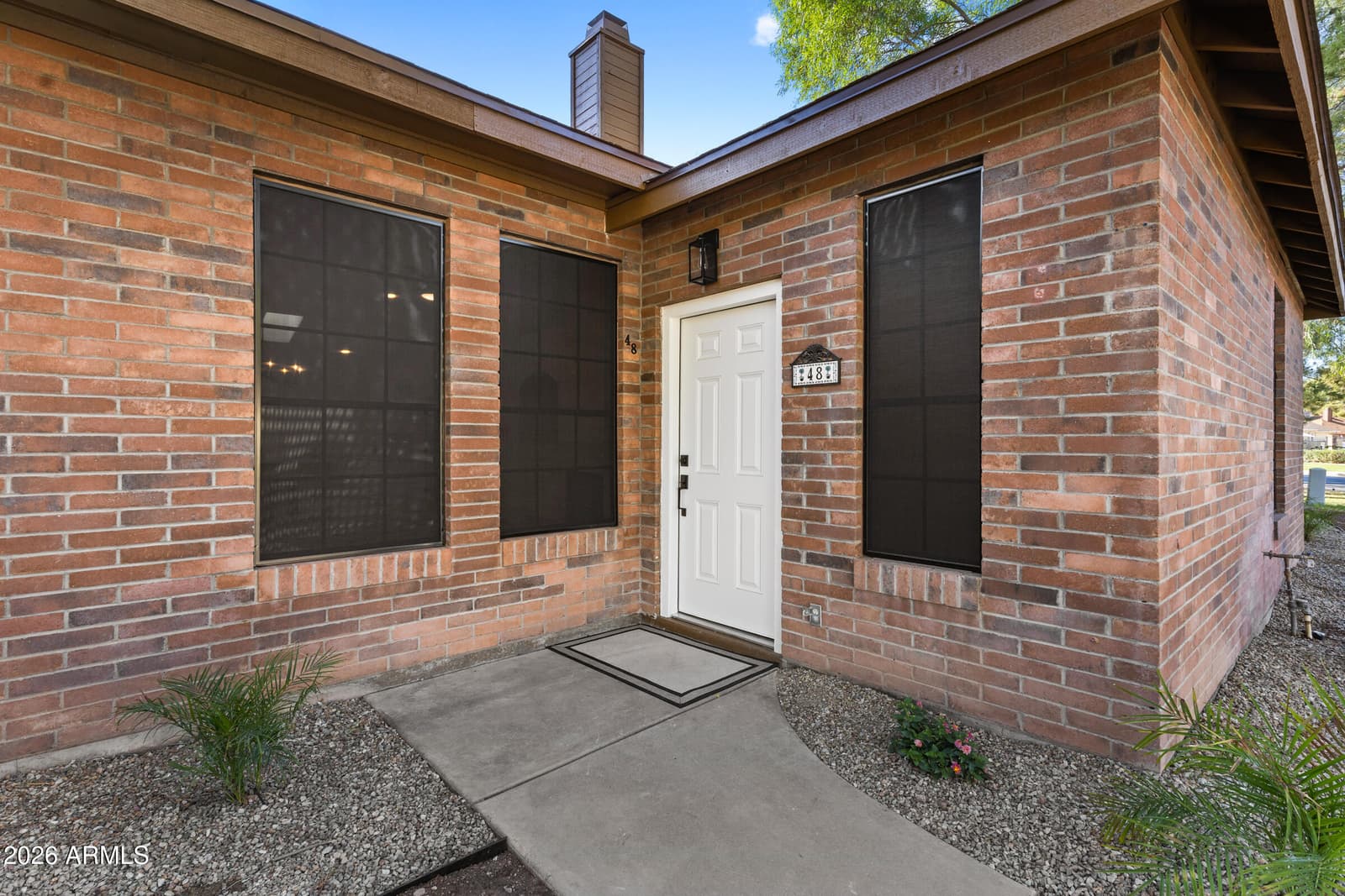 48 N Colonial Drive, Gilbert, AZ 85234 — photo 3 of 37
