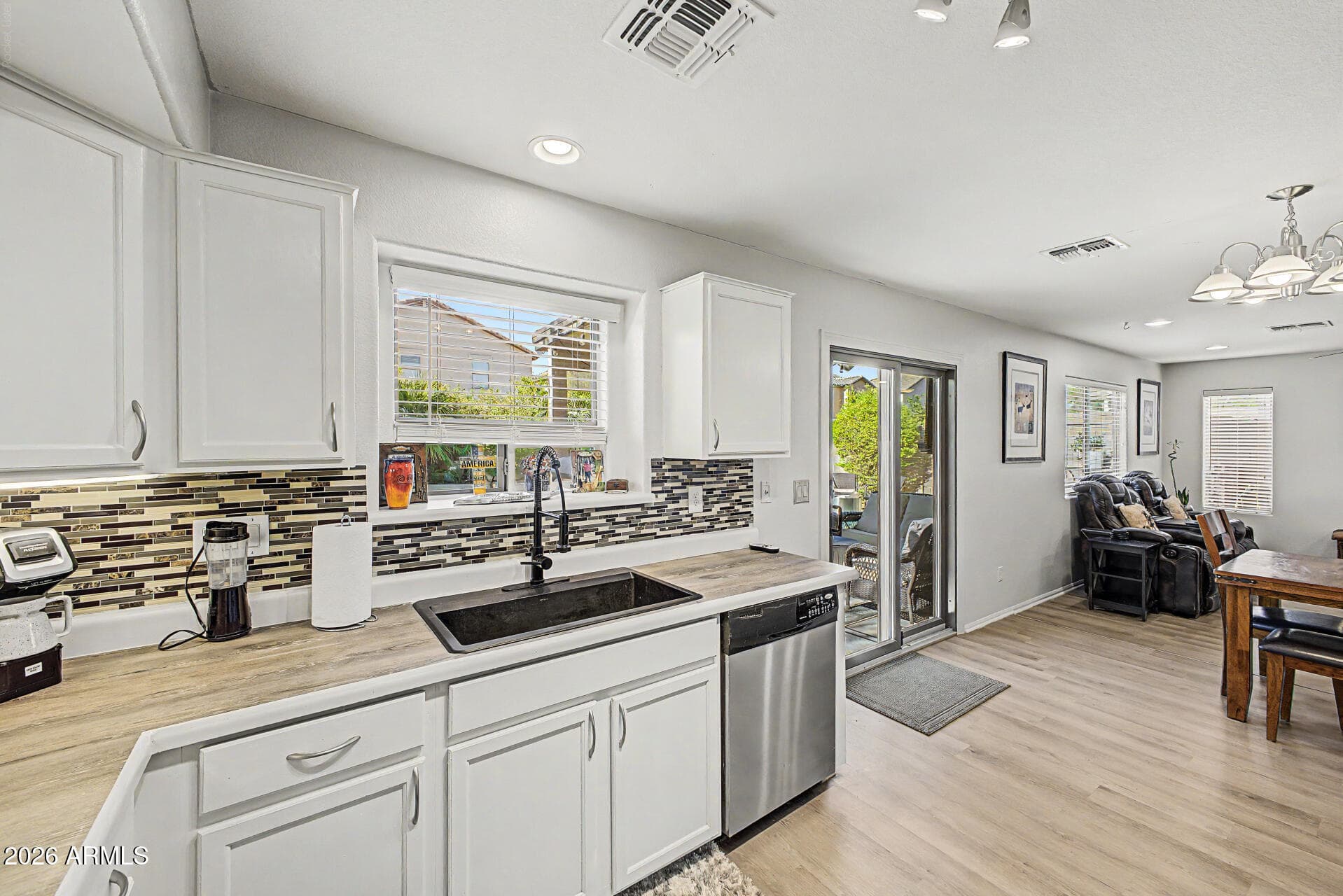 2532 W STRAIGHT ARROW Lane, Phoenix, AZ 85085 — photo 13 of 27