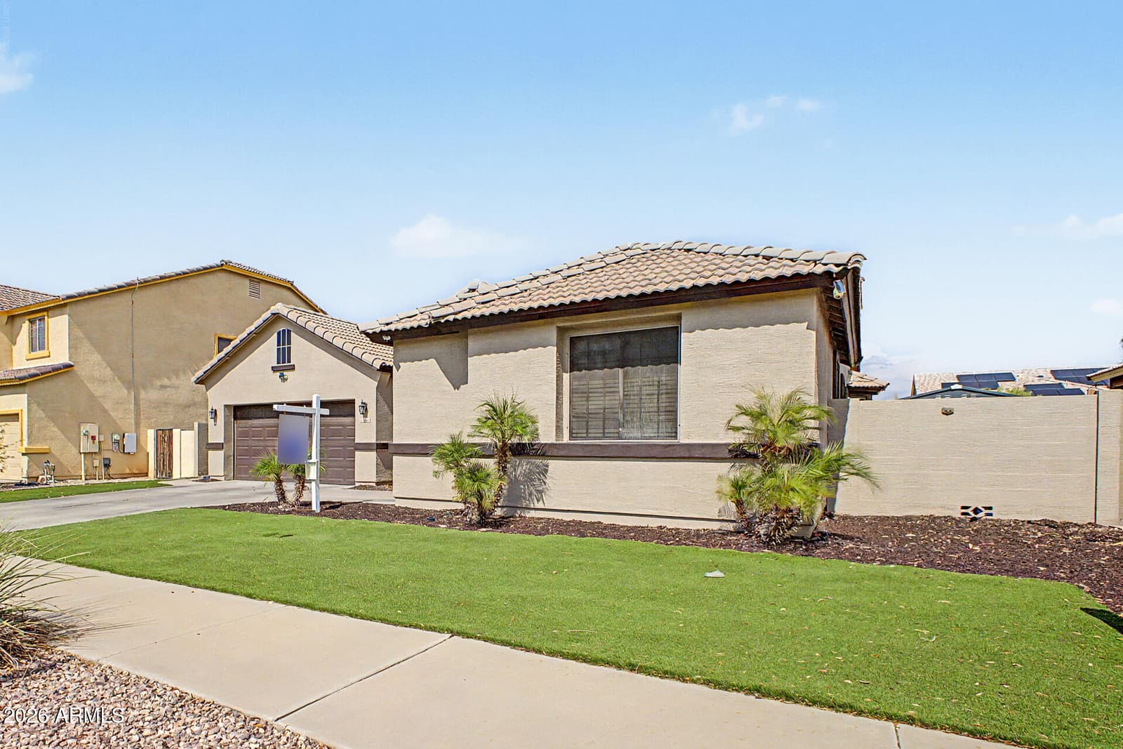 6611 S 25TH Drive, Phoenix, AZ 85041 — photo 3 of 27