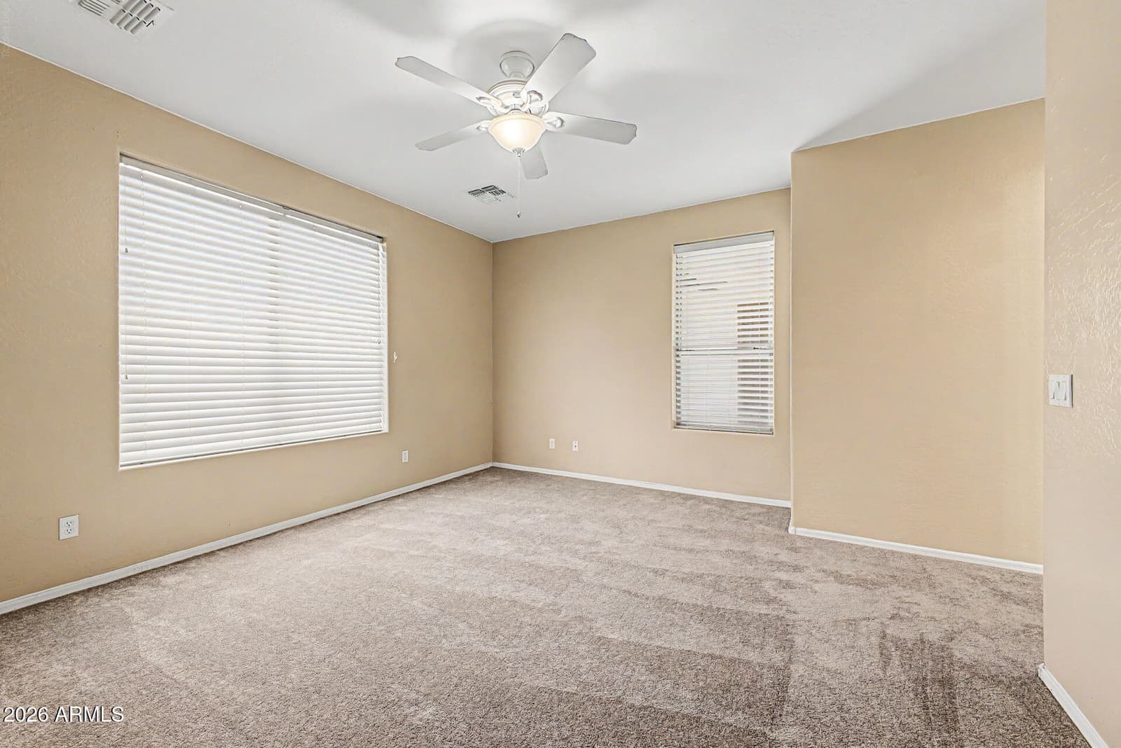 6611 S 25TH Drive, Phoenix, AZ 85041 — photo 14 of 27